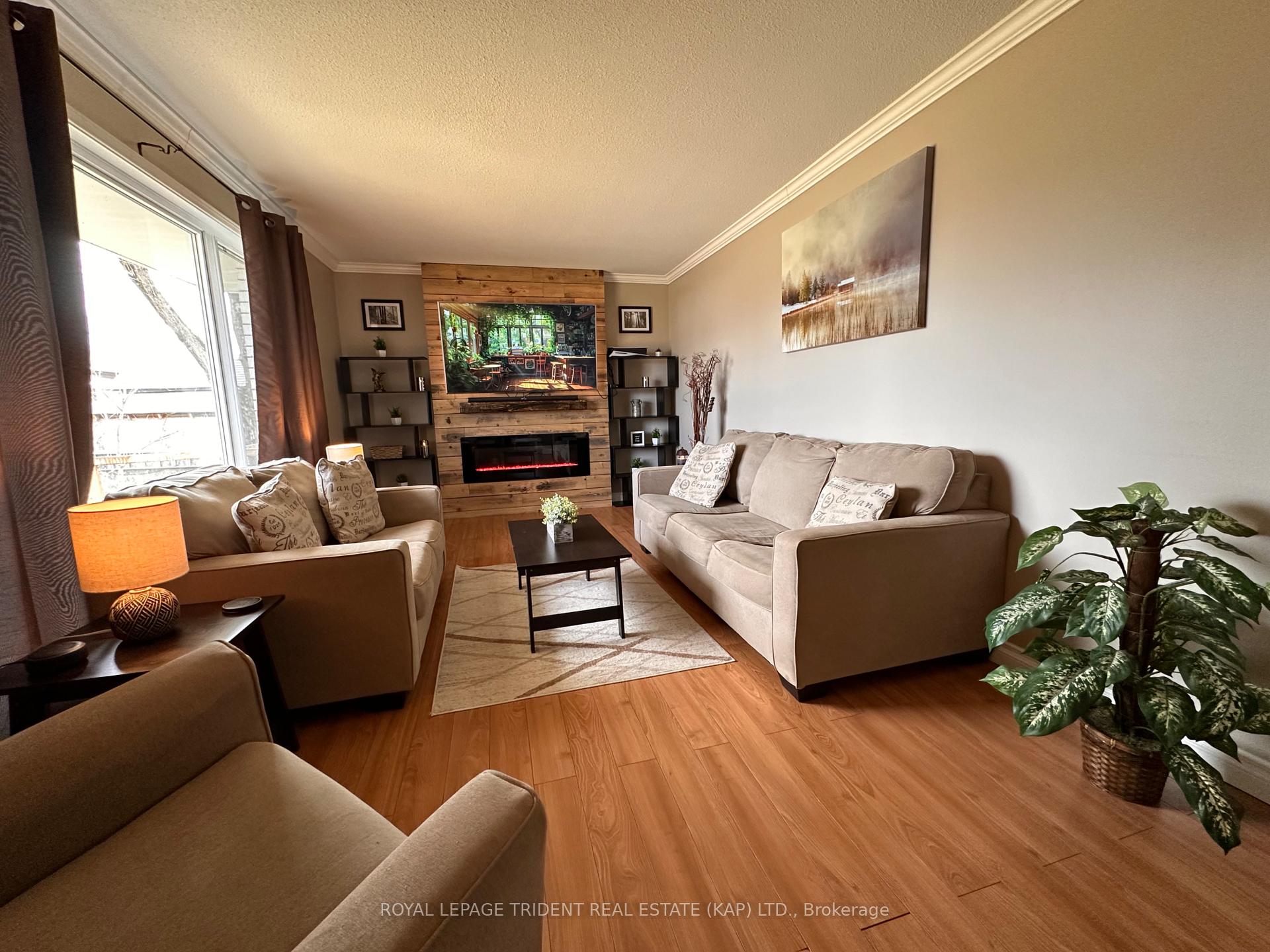 Photo 11 of 9 Hudson Place, Kapuskasing — HOMEH