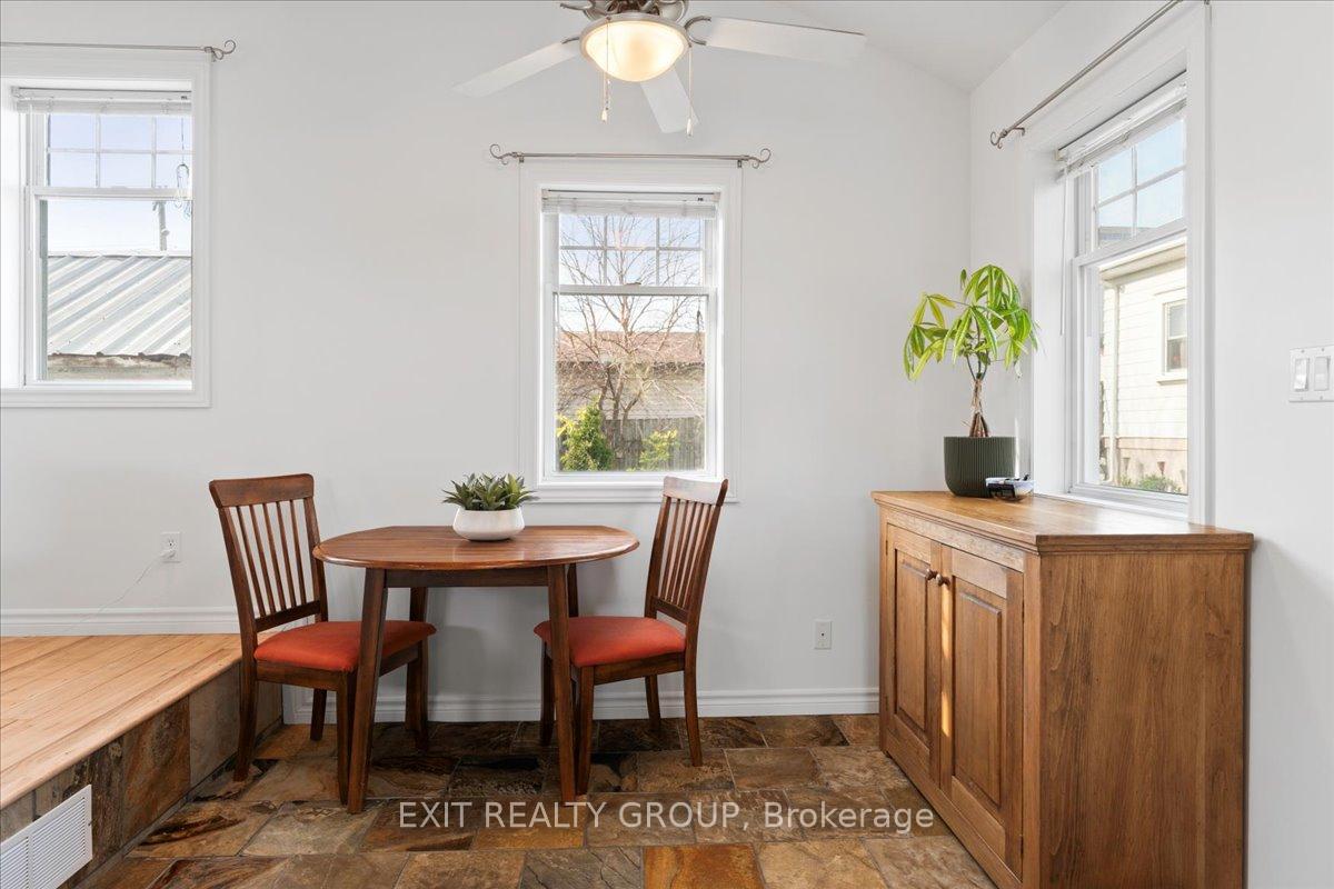 Photo 6 of 162 West Street, Quinte West, Murray Ward — HOMEH
