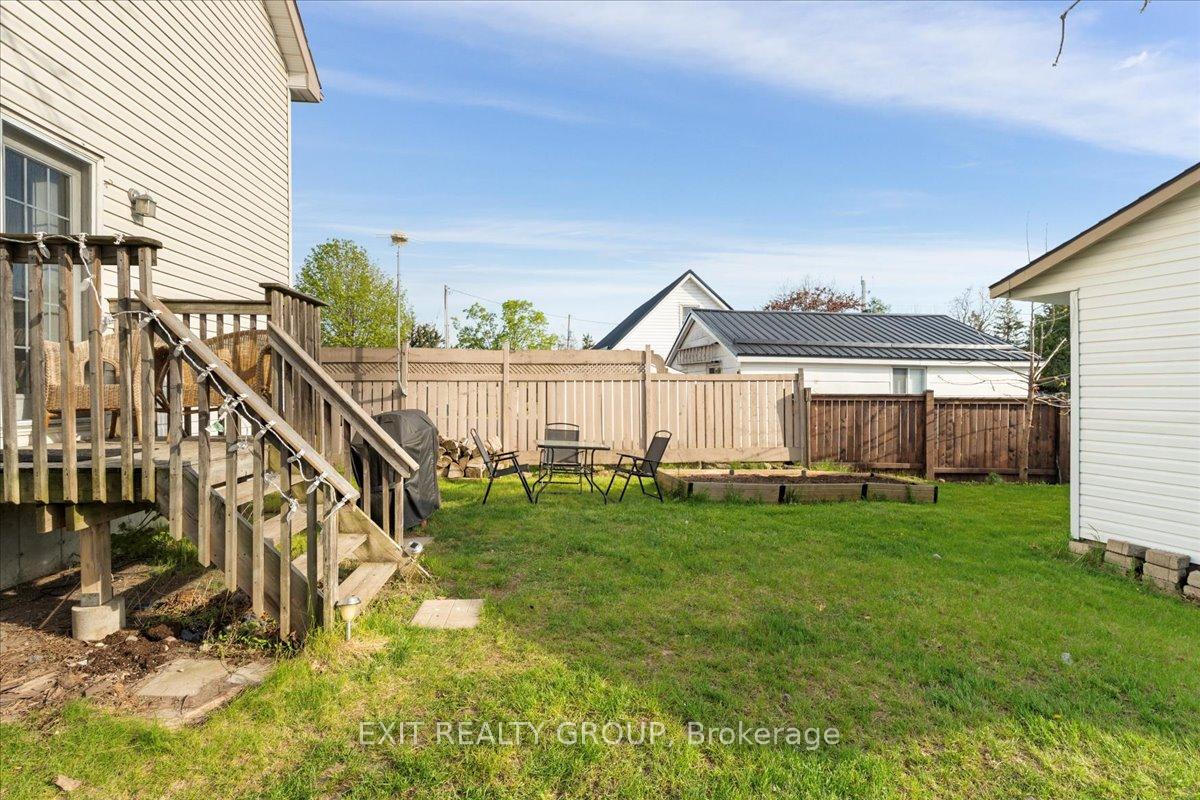 Photo 24 of 162 West Street, Quinte West, Murray Ward — HOMEH