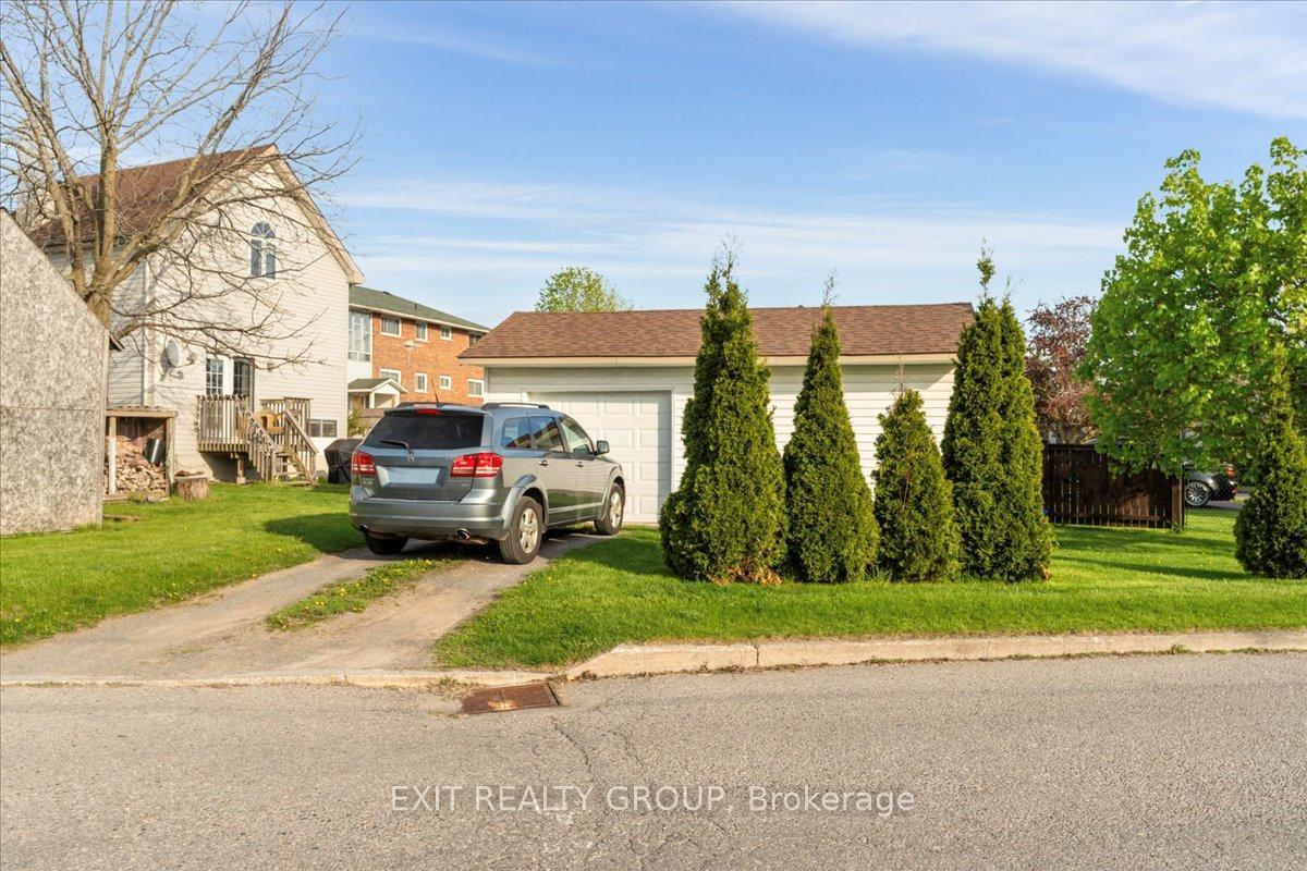 Photo 35 of 162 West Street, Quinte West, Murray Ward — HOMEH