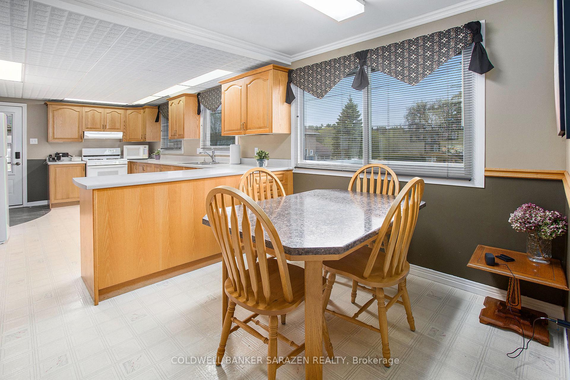 Photo 6 of 25 River Road, McNab/Braeside, Mcnab/Braeside Twps — HOMEH