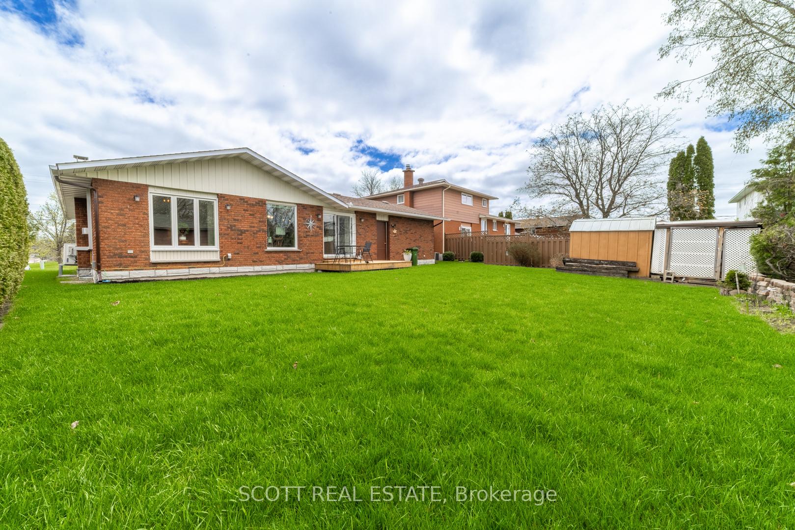 Photo 8 of 404 Broadview Drive, Pembroke — HOMEH
