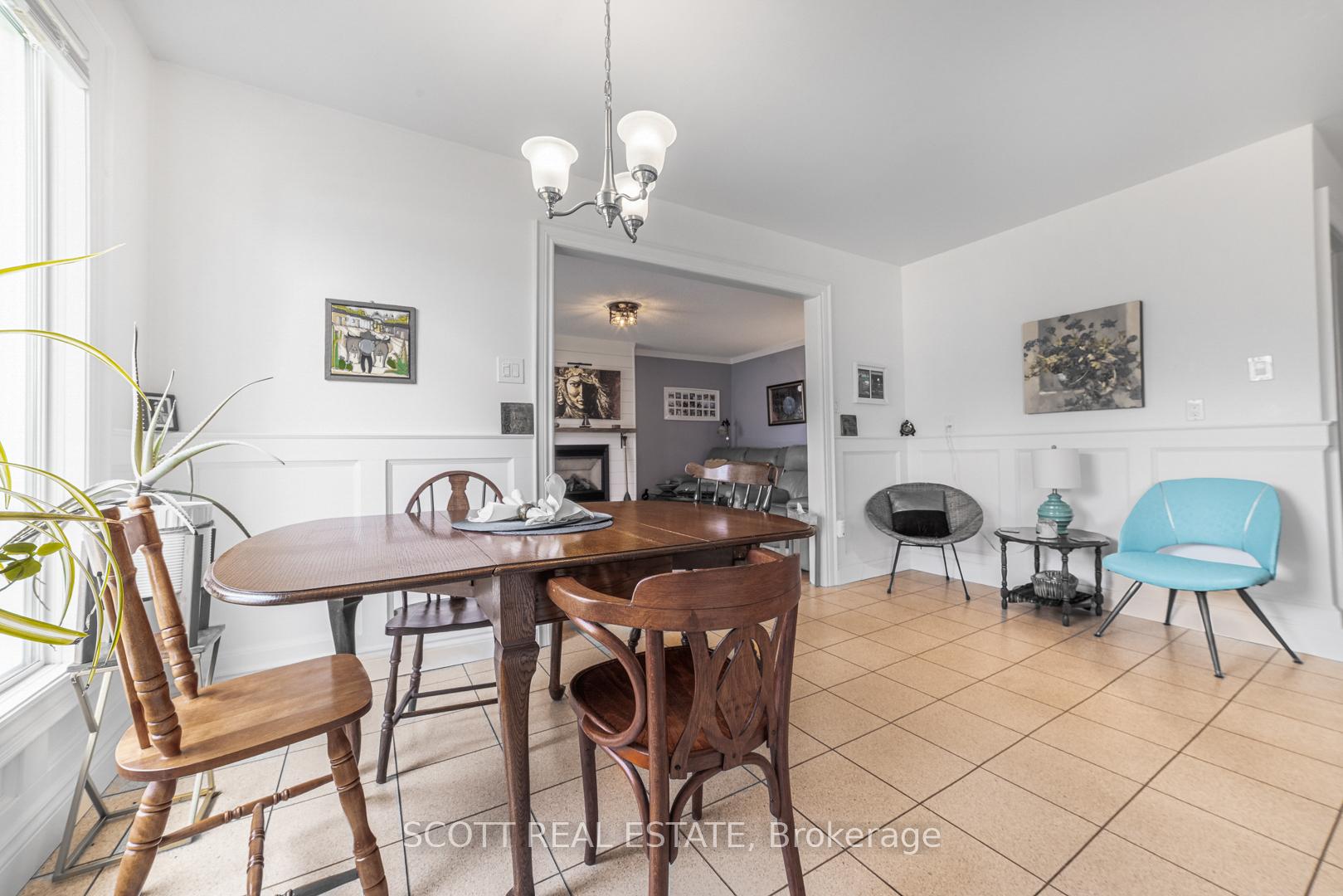 Photo 4 of 404 Broadview Drive, Pembroke — HOMEH