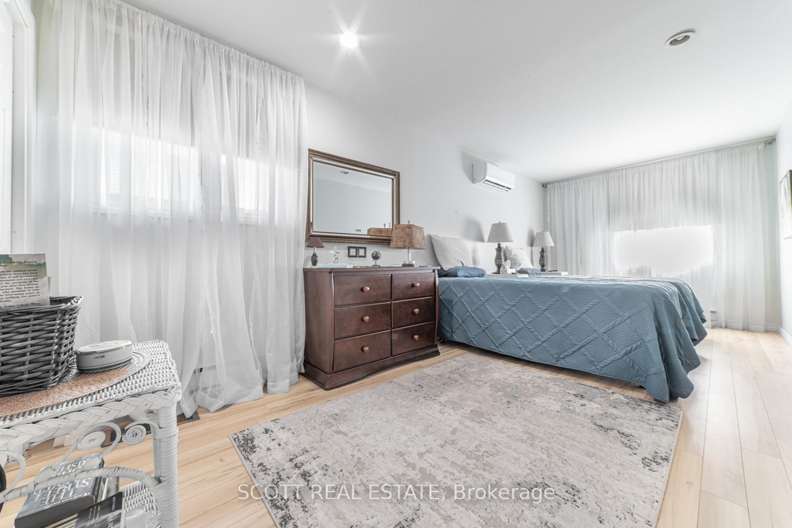 Photo 13 of 404 Broadview Drive, Pembroke — HOMEH