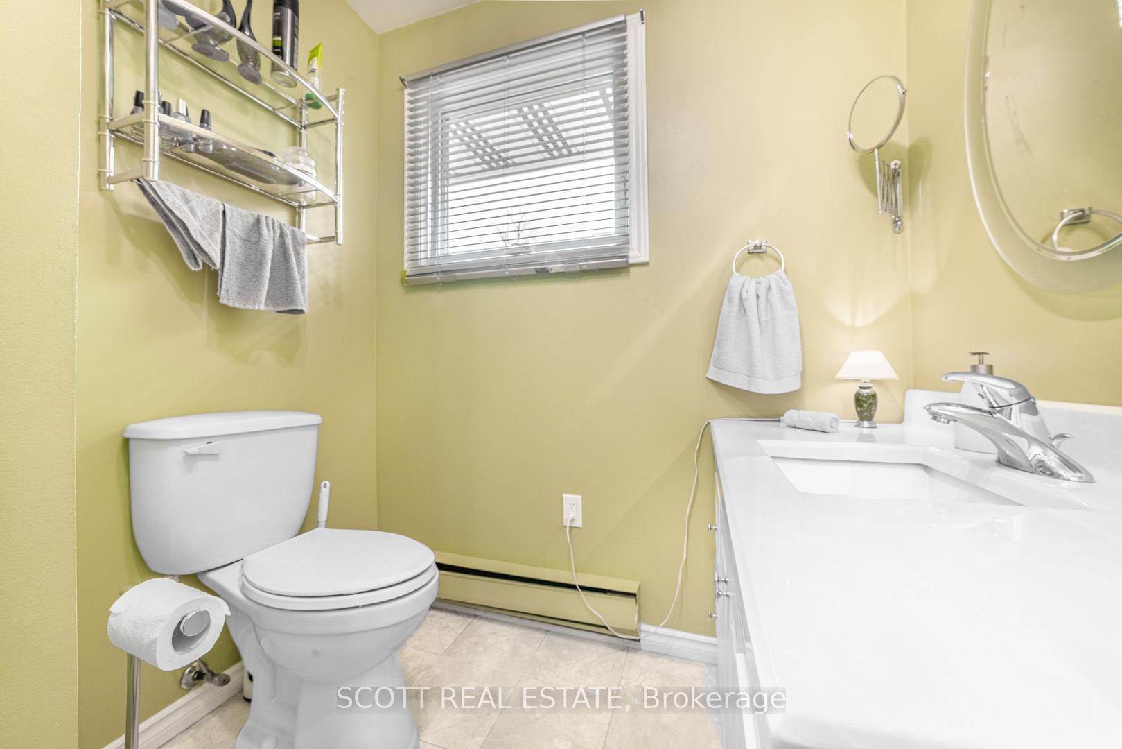 Photo 16 of 404 Broadview Drive, Pembroke — HOMEH