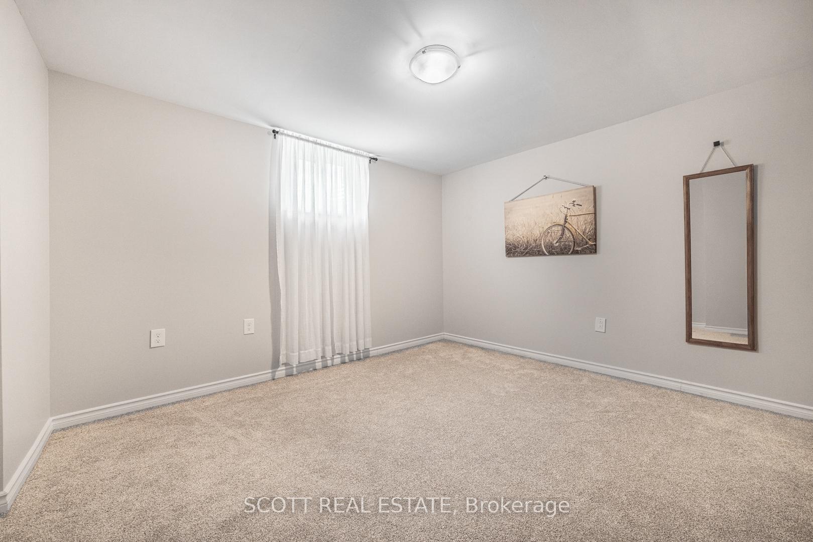 Photo 18 of 404 Broadview Drive, Pembroke — HOMEH