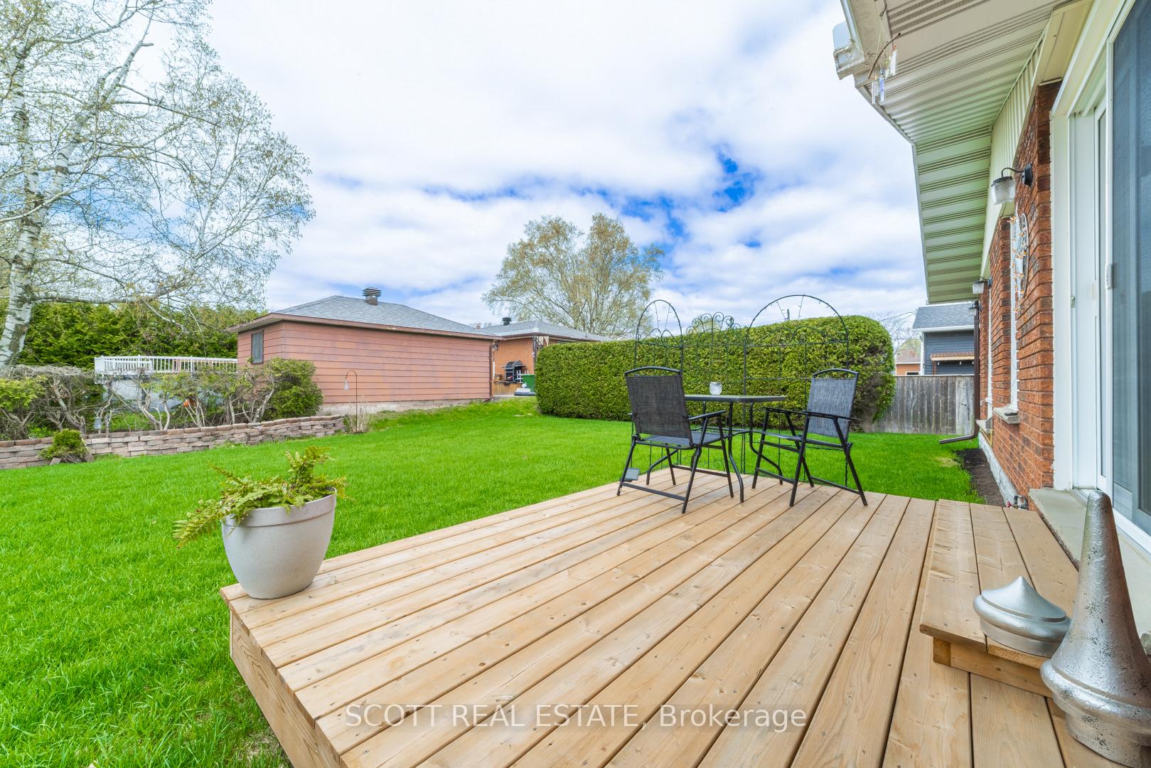 Photo 25 of 404 Broadview Drive, Pembroke — HOMEH