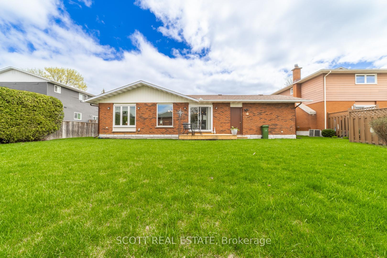 Photo 28 of 404 Broadview Drive, Pembroke — HOMEH