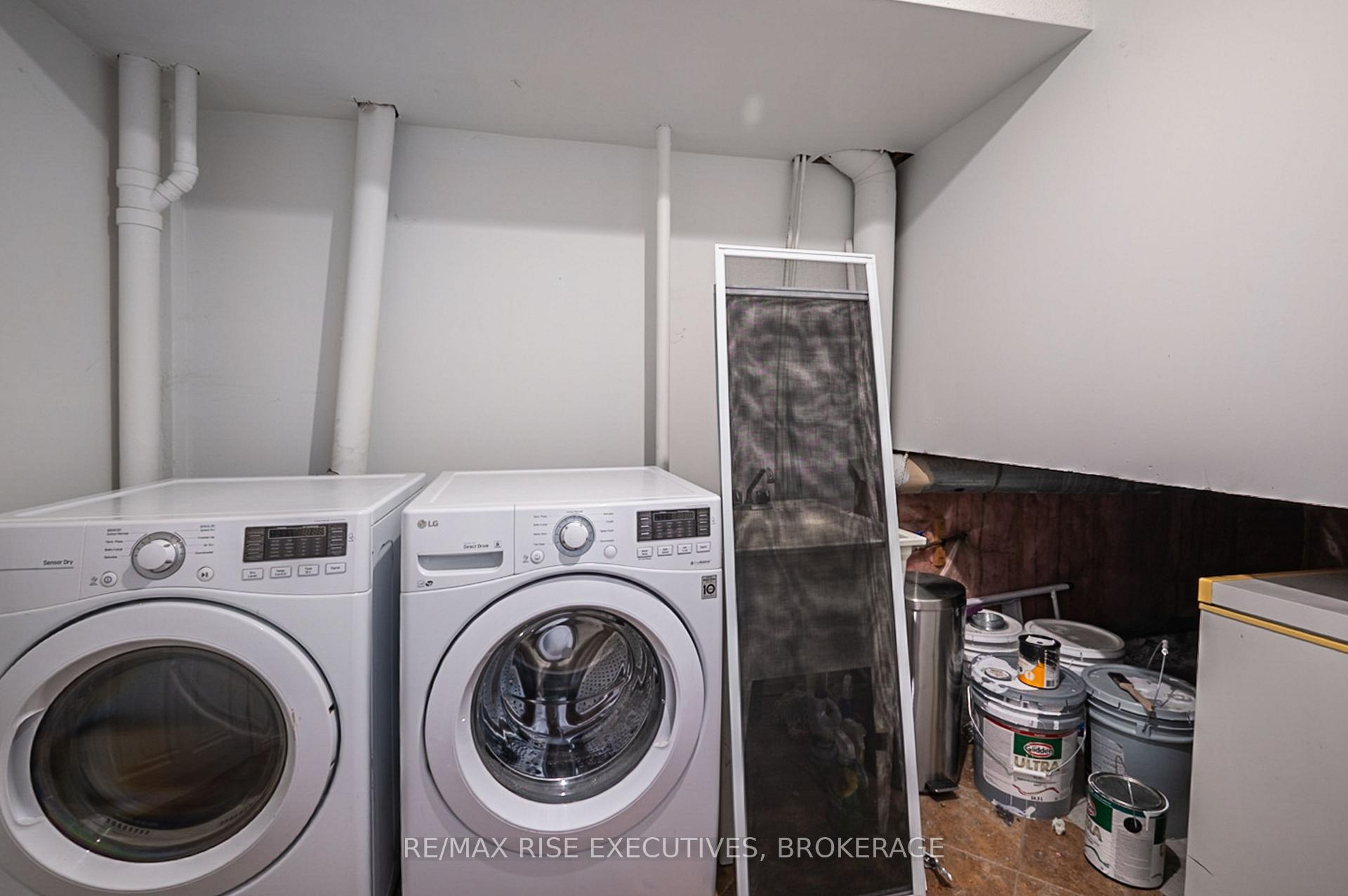 Photo 25 of 663 Barnsley Crescent E, Kingston, City Southwest — HOMEH