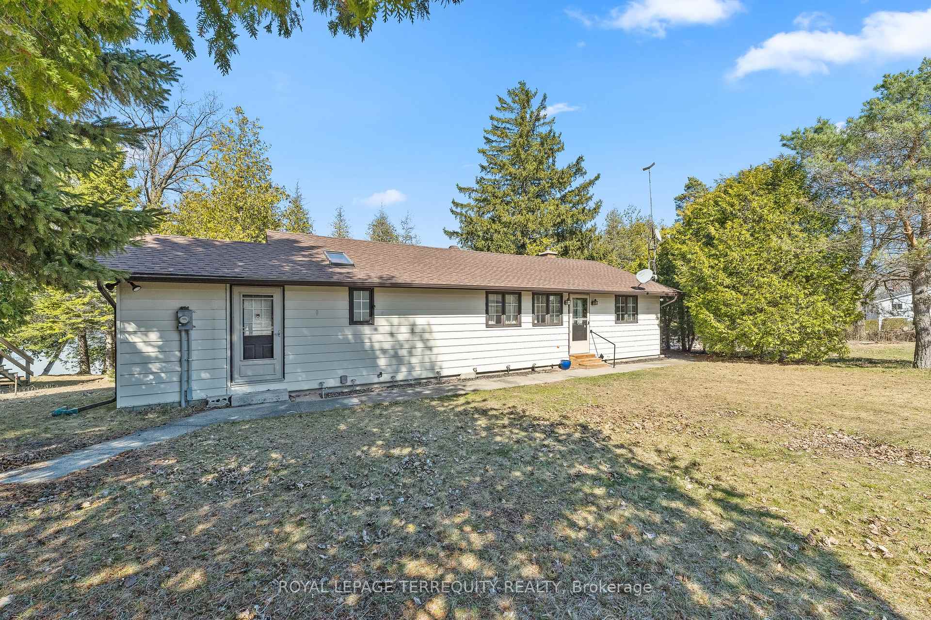 Photo 1 of 137 Lake Road, Cramahe, Colborne — HOMEH