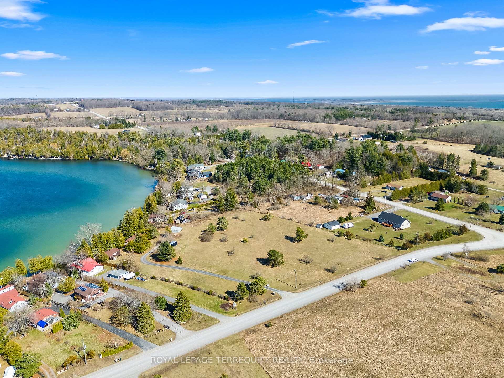 Photo 8 of 137 Lake Road, Cramahe, Colborne — HOMEH