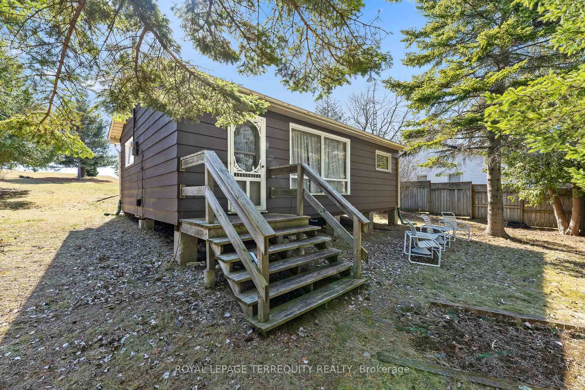 Photo 13 of 137 Lake Road, Cramahe, Colborne — HOMEH