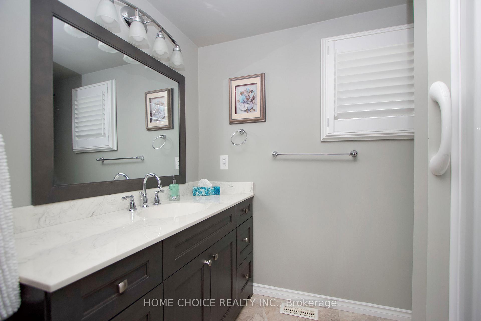 Photo 14 of 101 The Cove Road, Clarington, Newcastle — HOMEH