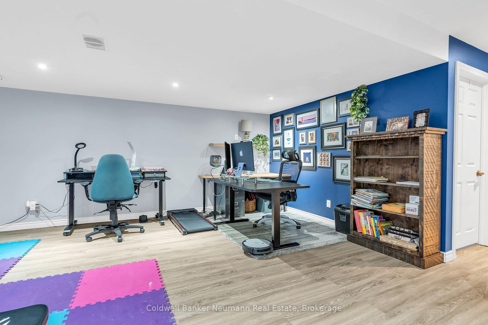 Photo 10 of 28 Renfrew Street, Kitchener — HOMEH