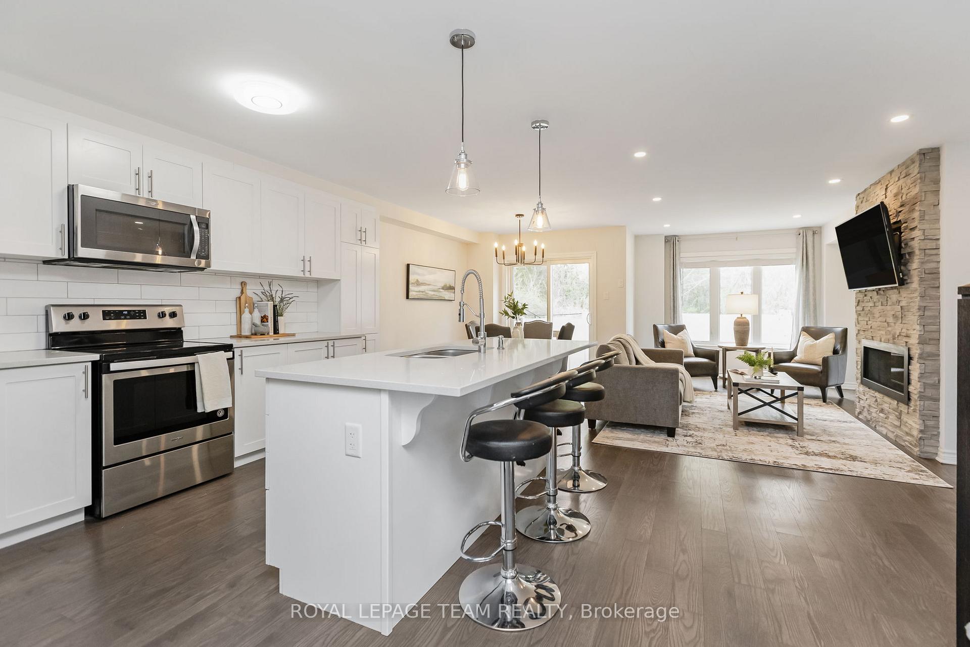 Photo 14 of 523 Parade Drive, Ottawa, Stittsville (South) — HOMEH