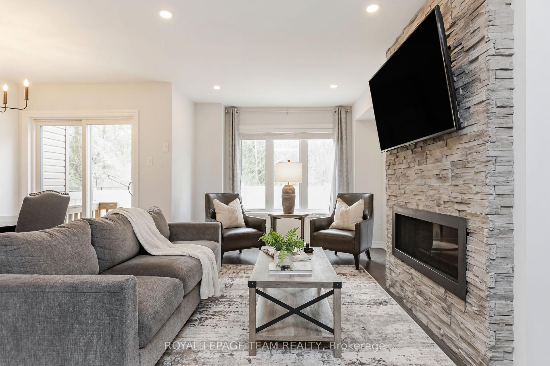 Photo 5 of 523 Parade Drive, Ottawa, Stittsville (South) — HOMEH