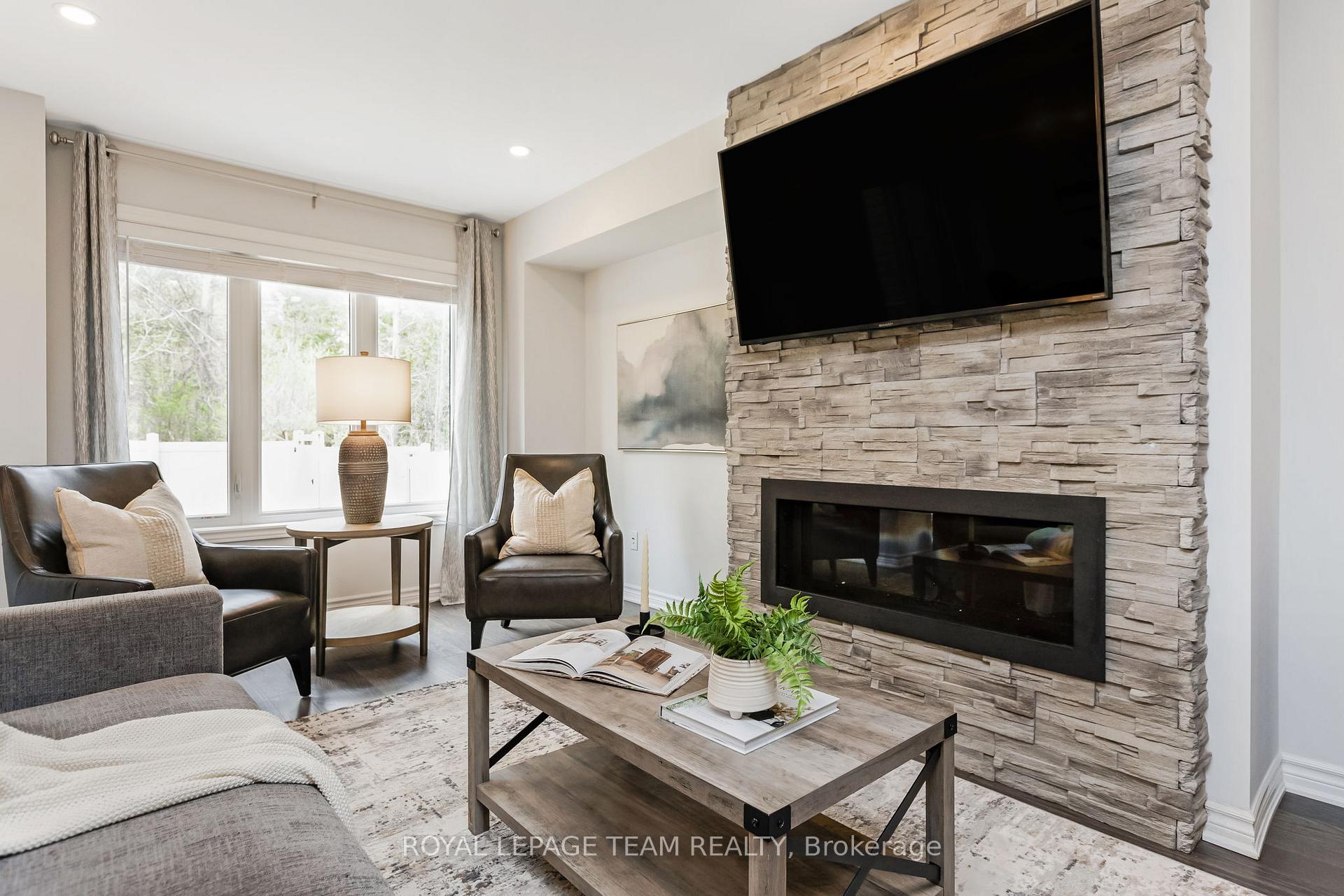 Photo 13 of 523 Parade Drive, Ottawa, Stittsville (South) — HOMEH