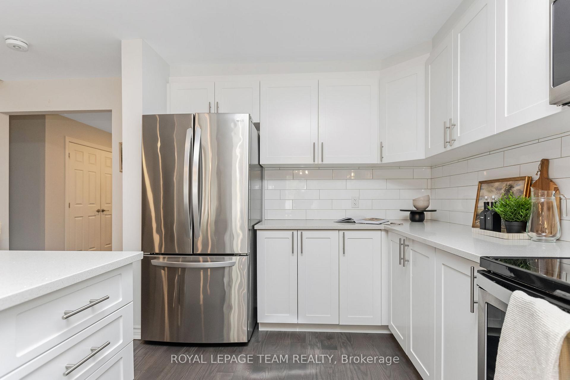 Photo 12 of 523 Parade Drive, Ottawa, Stittsville (South) — HOMEH