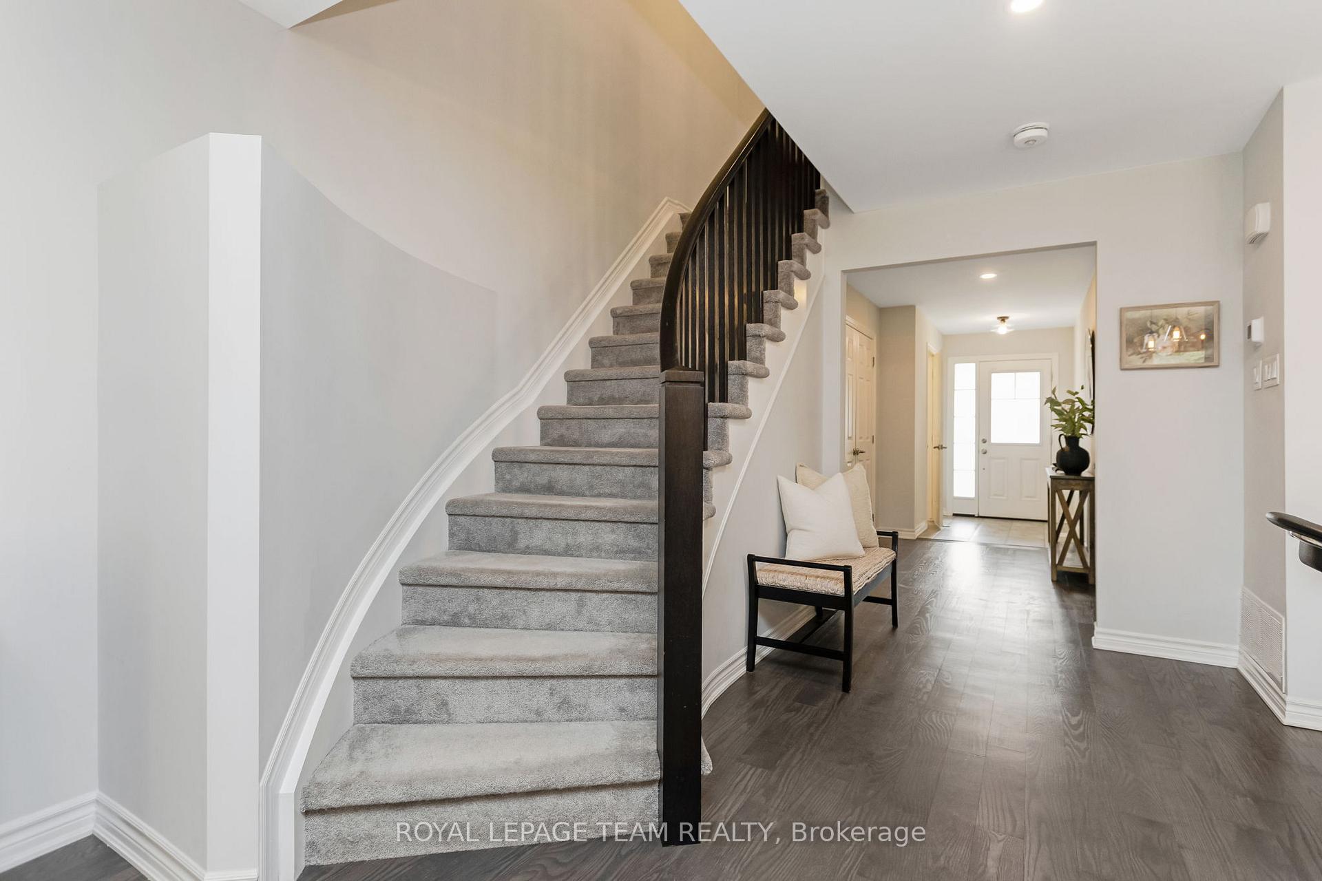 Photo 28 of 523 Parade Drive, Ottawa, Stittsville (South) — HOMEH