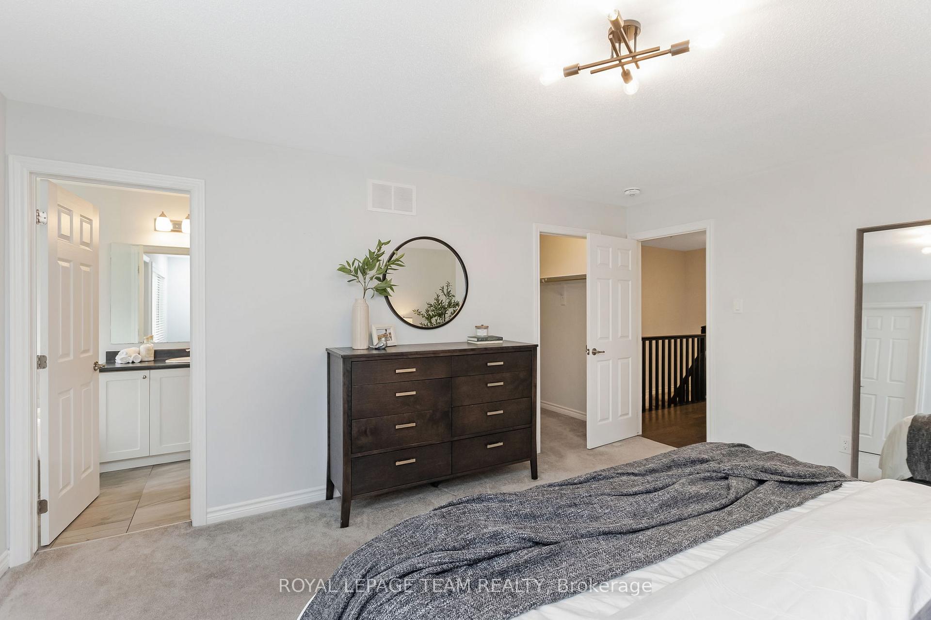 Photo 33 of 523 Parade Drive, Ottawa, Stittsville (South) — HOMEH
