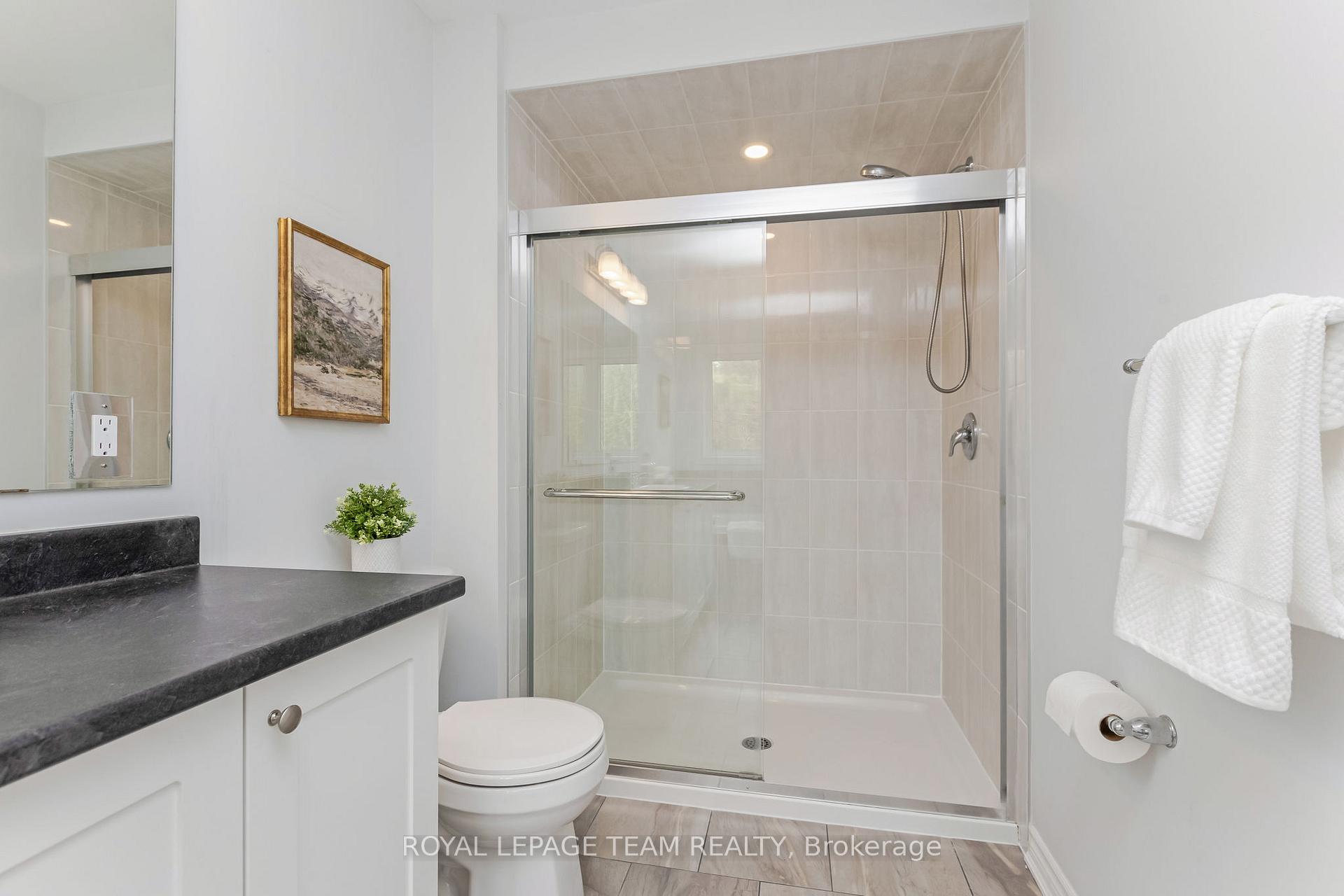 Photo 20 of 523 Parade Drive, Ottawa, Stittsville (South) — HOMEH