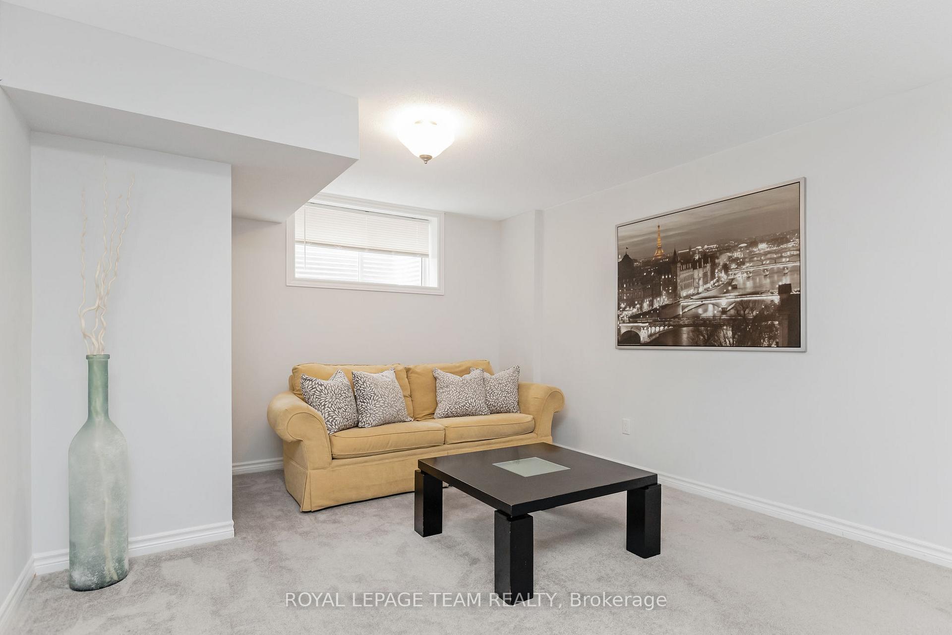 Photo 32 of 523 Parade Drive, Ottawa, Stittsville (South) — HOMEH