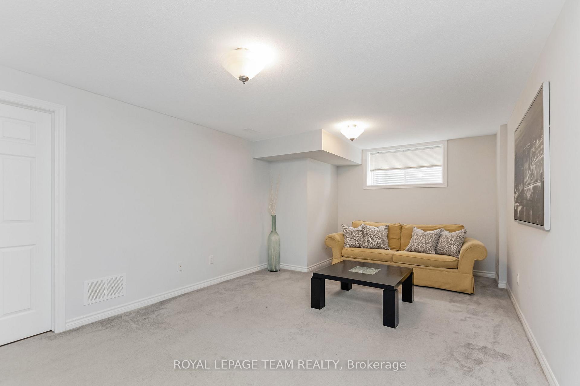 Photo 25 of 523 Parade Drive, Ottawa, Stittsville (South) — HOMEH