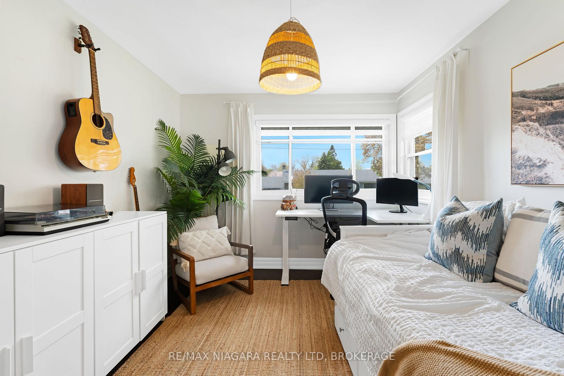 Photo 37 of 14 Mackie Street, St. Catharines, Port Dalhousie — HOMEH