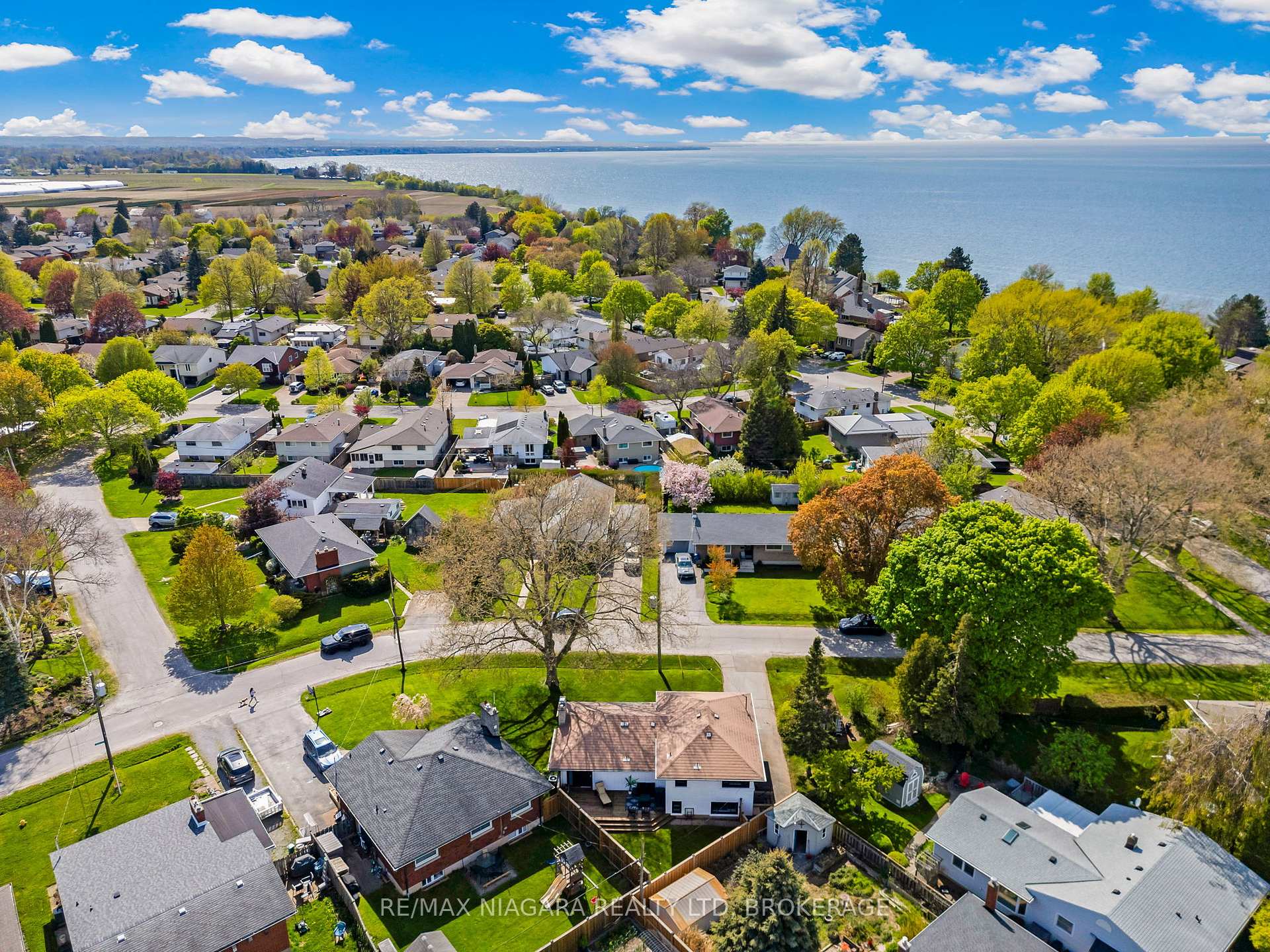Photo 34 of 14 Mackie Street, St. Catharines, Port Dalhousie — HOMEH