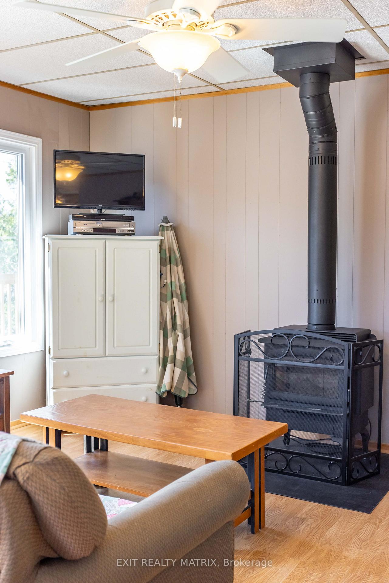 Photo 8 of 1683 North Road, Central Frontenac — HOMEH