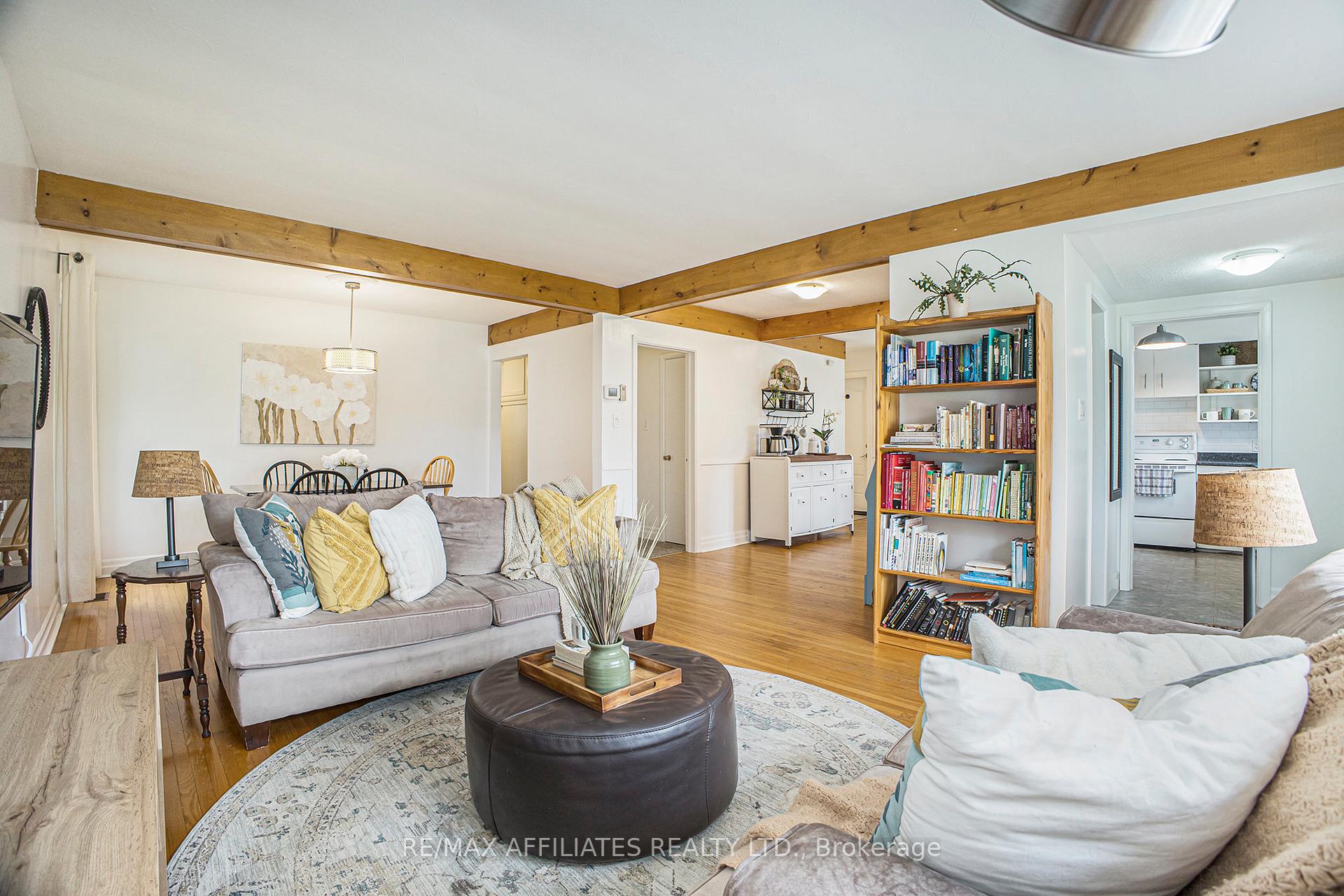 Photo 10 of 49 Gladstone Avenue, Smiths Falls — HOMEH