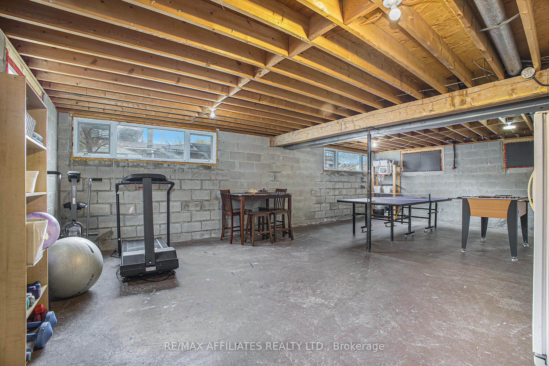 Photo 19 of 49 Gladstone Avenue, Smiths Falls — HOMEH