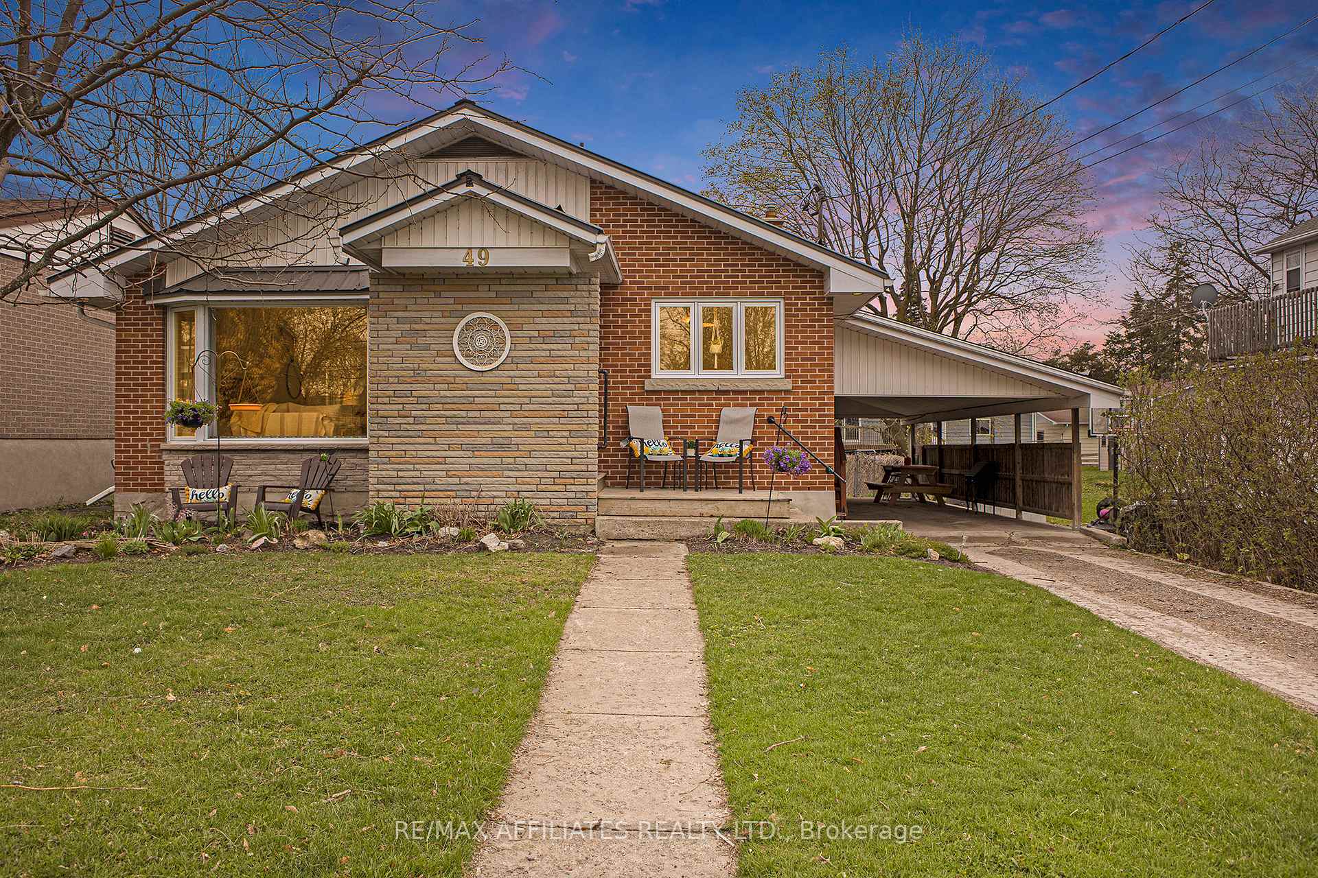 Photo 20 of 49 Gladstone Avenue, Smiths Falls — HOMEH