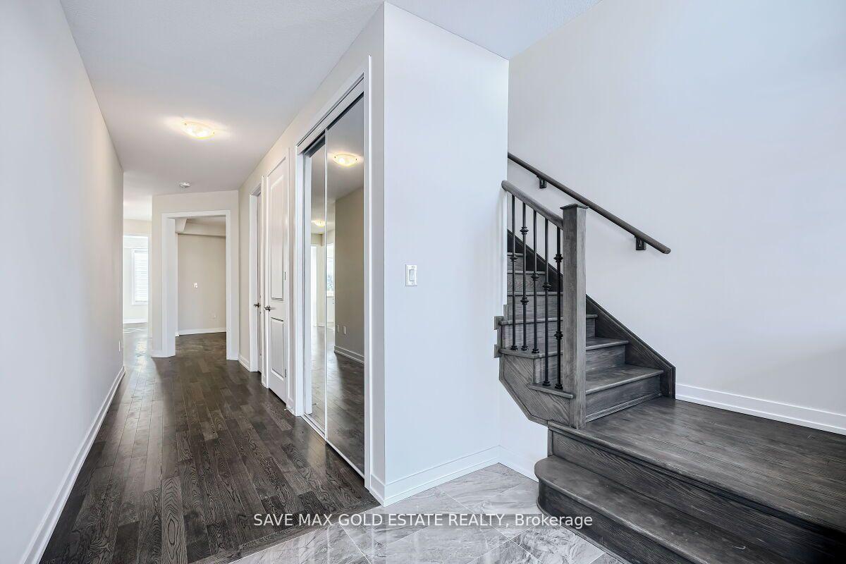 Photo 2 of 99 Lilac Circle, Haldimand — HOMEH
