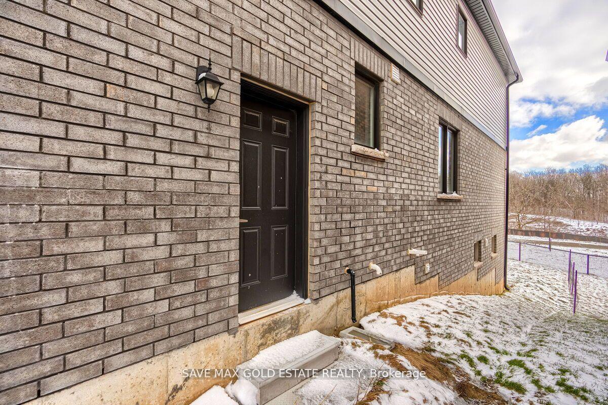 Photo 22 of 99 Lilac Circle, Haldimand — HOMEH