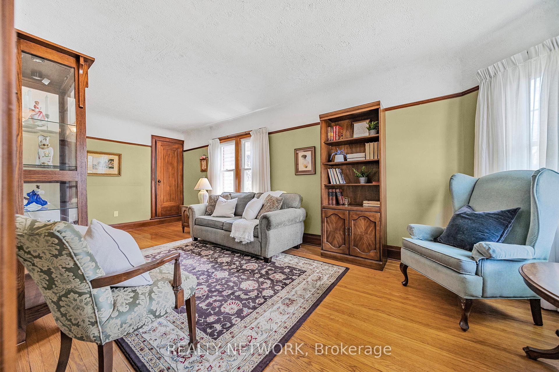 Photo 21 of 47 East 15th Street, Hamilton, Inch Park — HOMEH