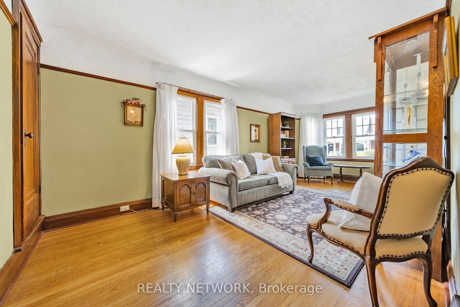 Photo 26 of 47 East 15th Street, Hamilton, Inch Park — HOMEH