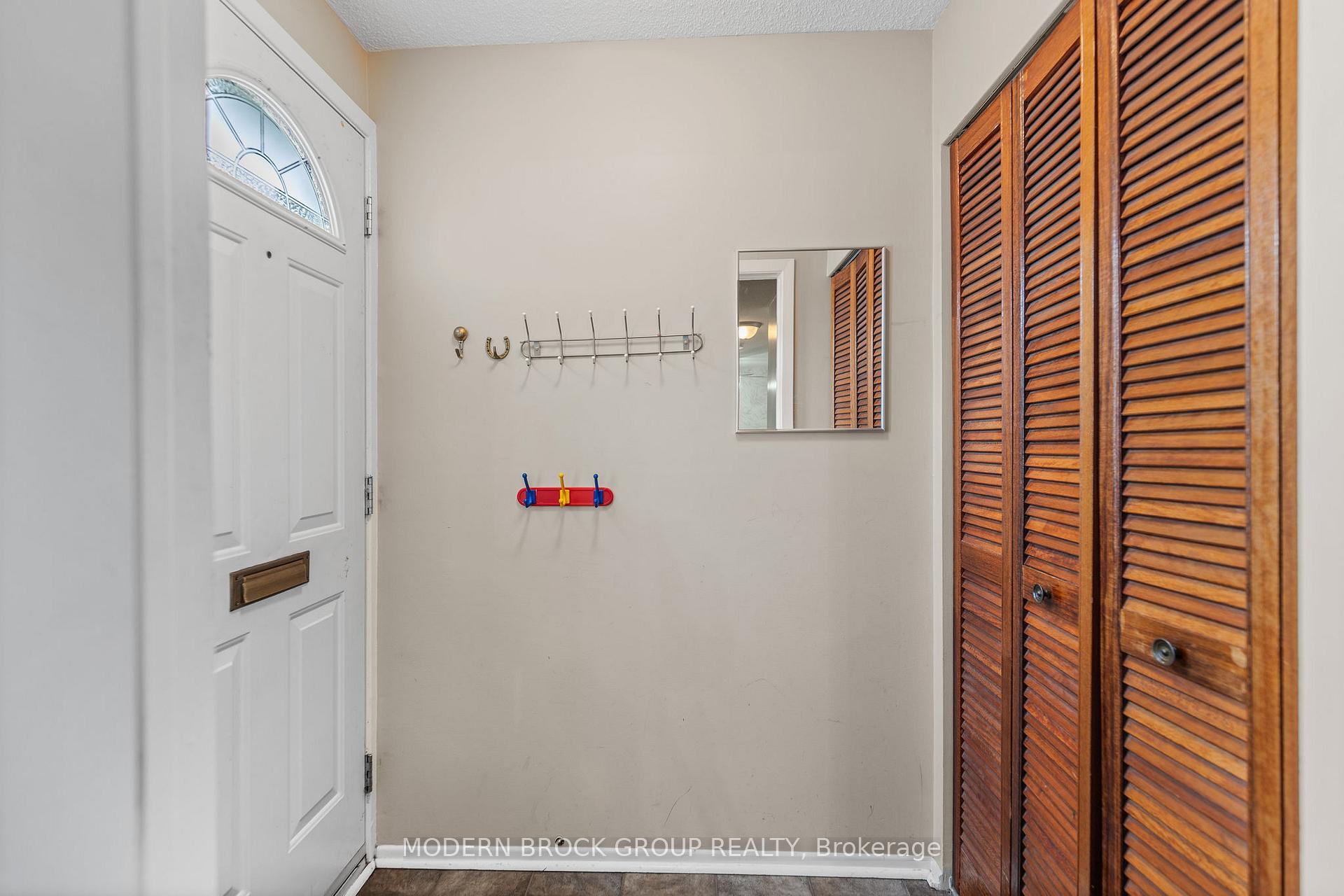Photo 7 of 1896 Elmridge Drive, Ottawa, Beacon Hill South — HOMEH