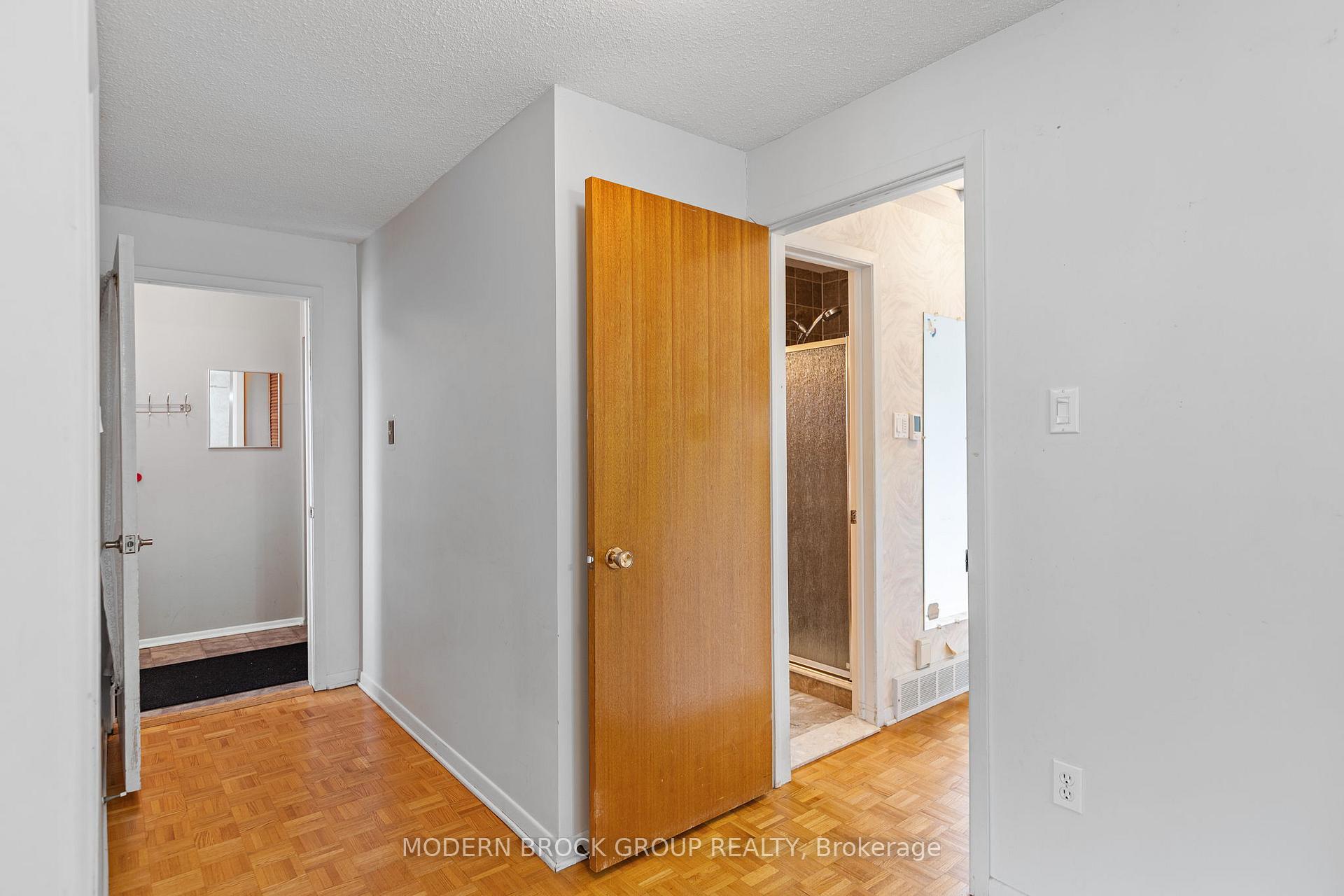 Photo 11 of 1896 Elmridge Drive, Ottawa, Beacon Hill South — HOMEH
