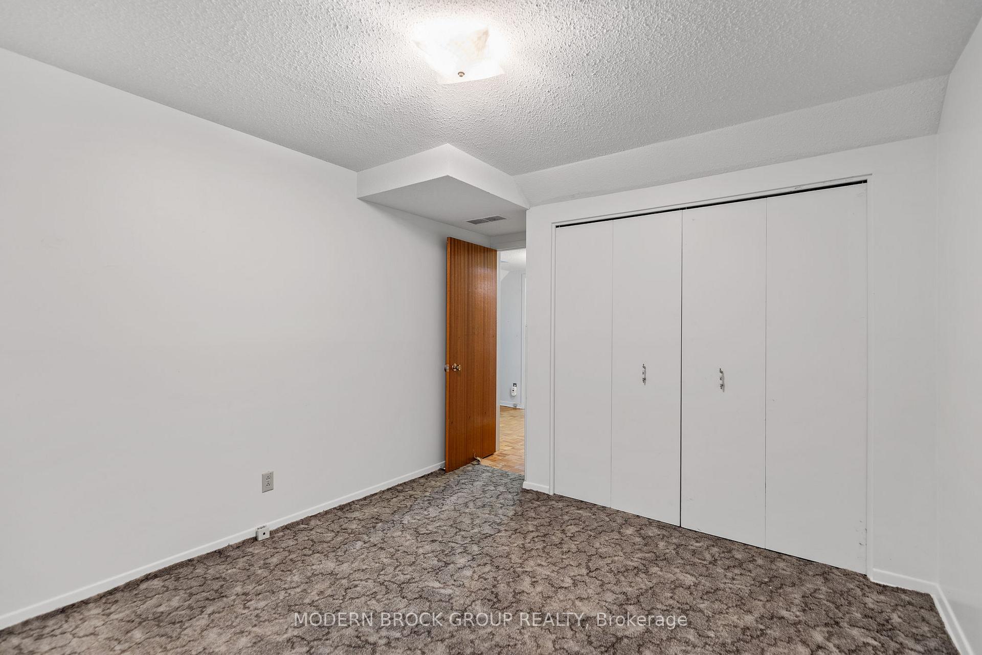 Photo 18 of 1896 Elmridge Drive, Ottawa, Beacon Hill South — HOMEH