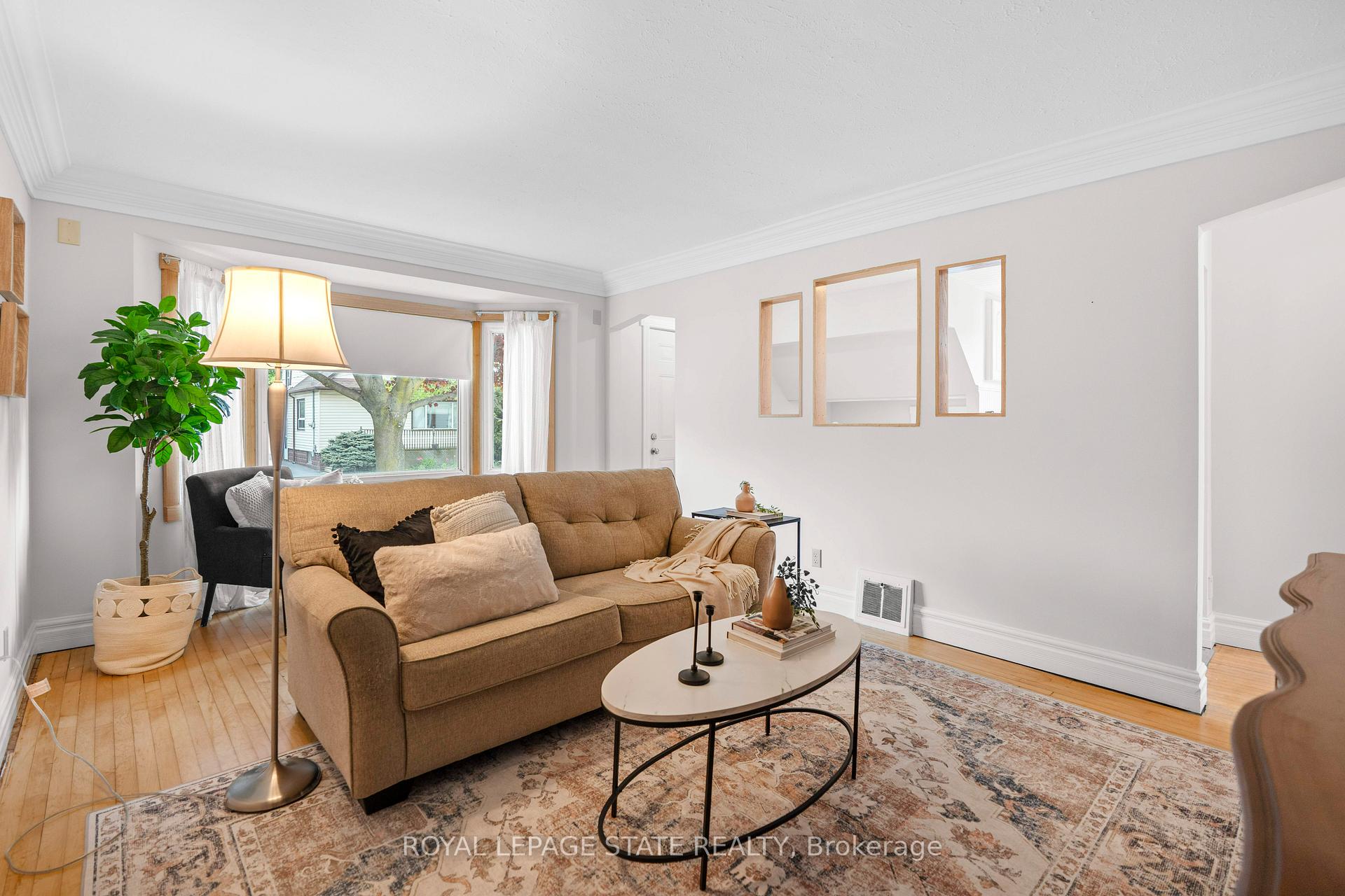 Photo 4 of 46 East 38th Street, Hamilton, Raleigh — HOMEH