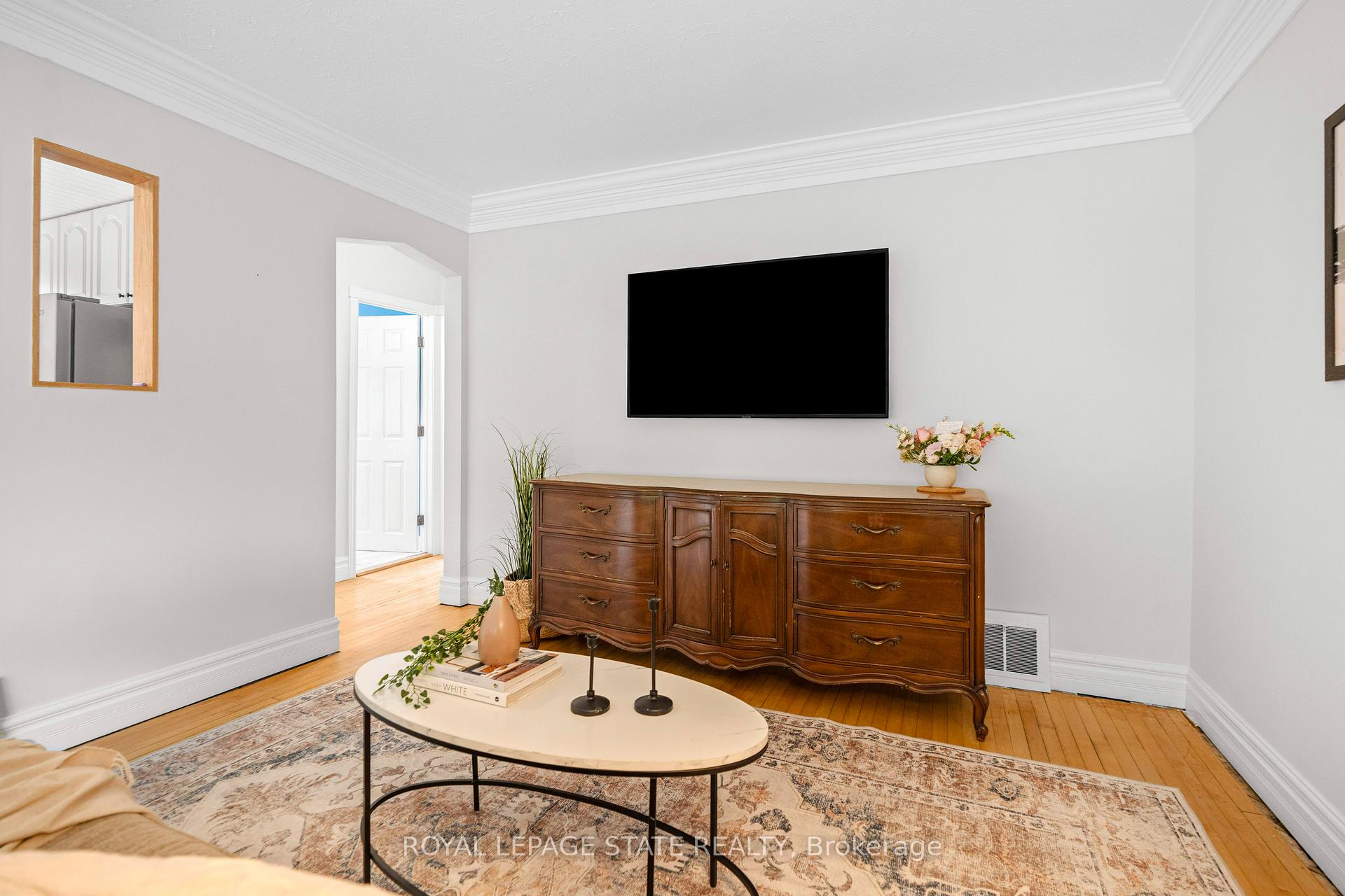 Photo 2 of 46 East 38th Street, Hamilton, Raleigh — HOMEH
