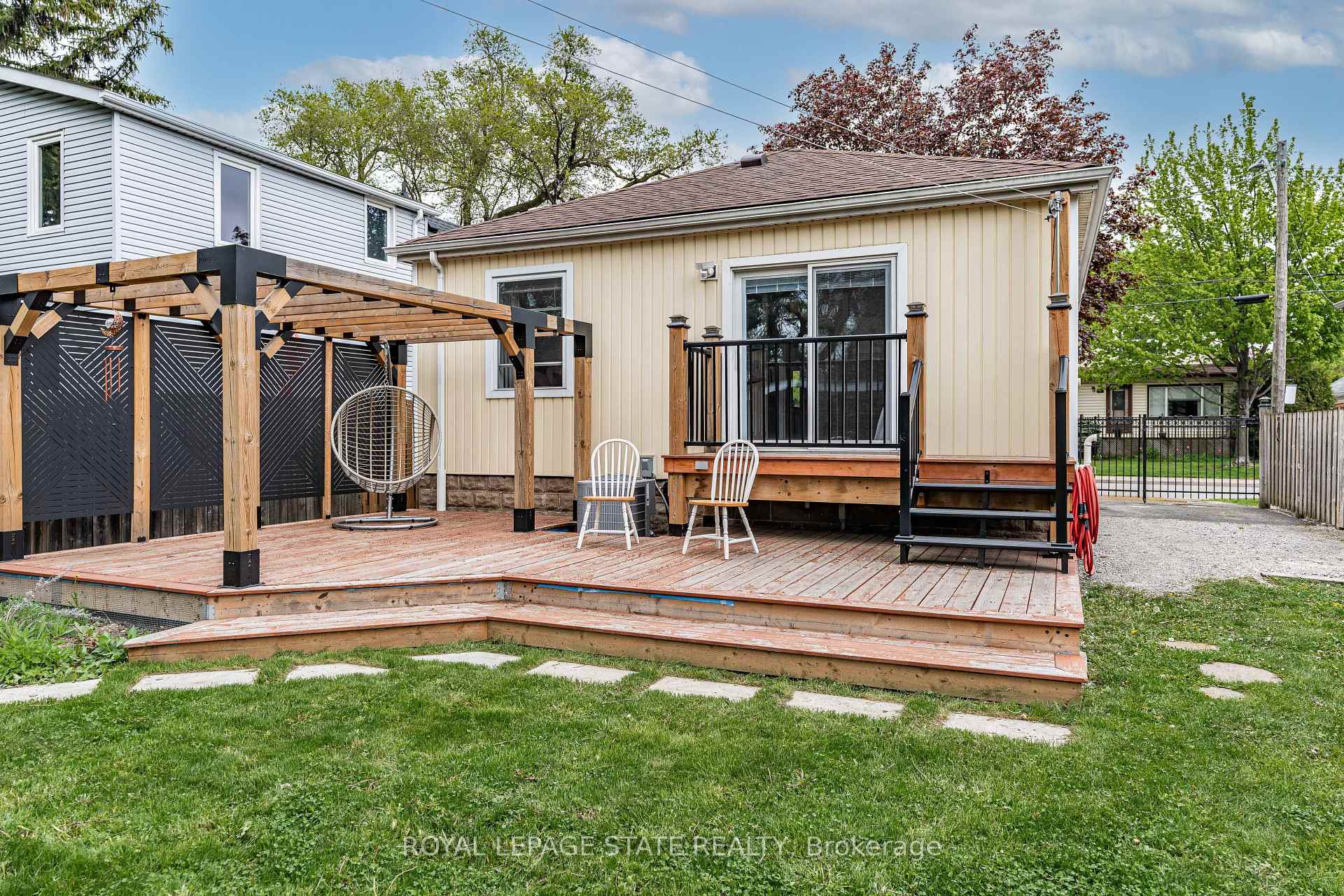 Photo 28 of 46 East 38th Street, Hamilton, Raleigh — HOMEH