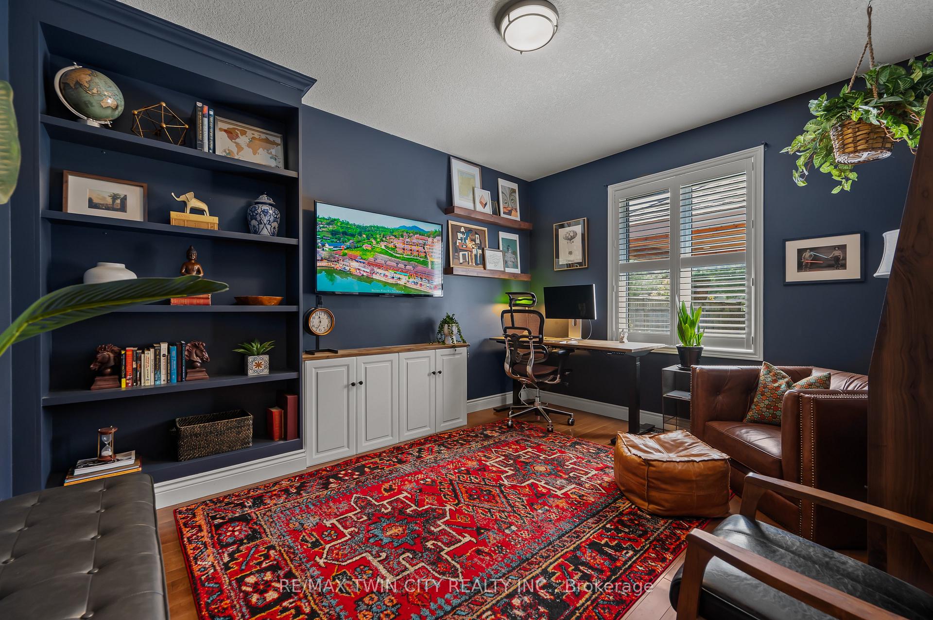 Photo 6 of 533 Falconridge Crescent, Kitchener — HOMEH