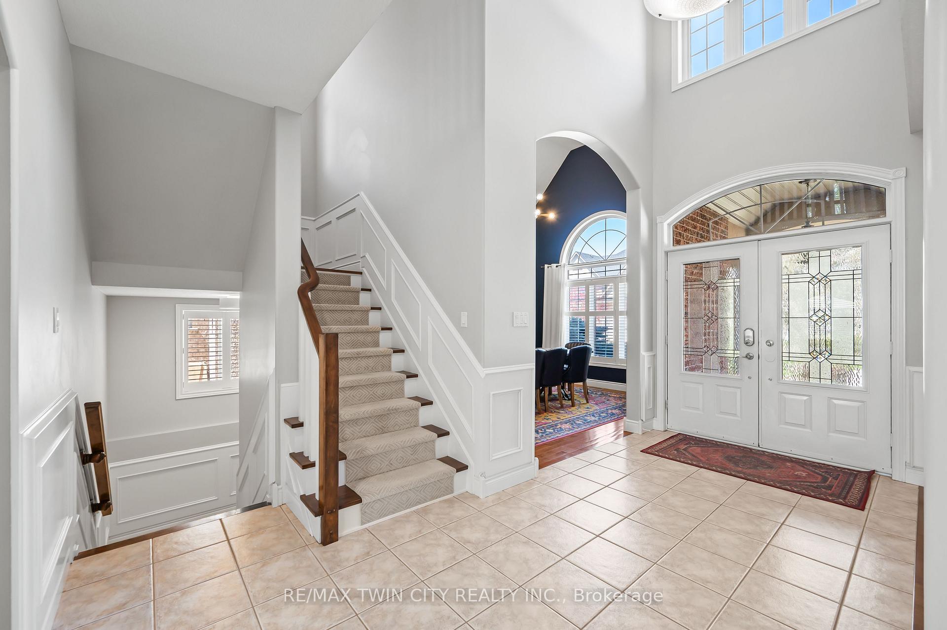 Photo 30 of 533 Falconridge Crescent, Kitchener — HOMEH