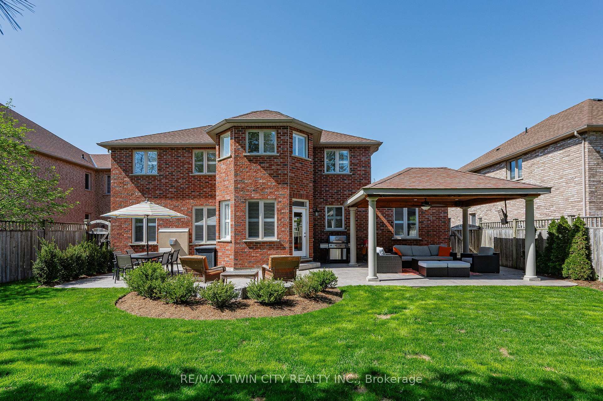 Photo 41 of 533 Falconridge Crescent, Kitchener — HOMEH
