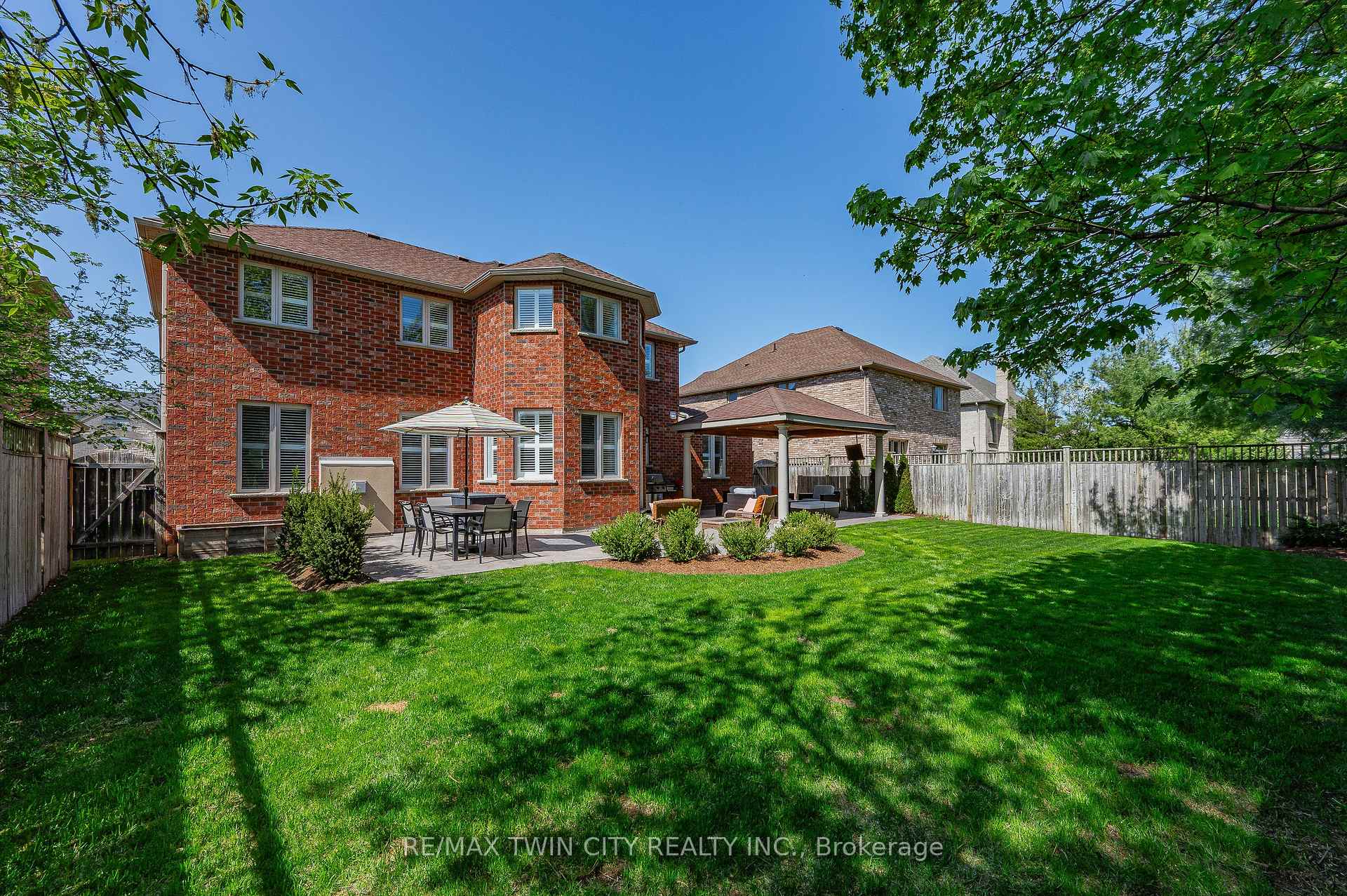 Photo 46 of 533 Falconridge Crescent, Kitchener — HOMEH