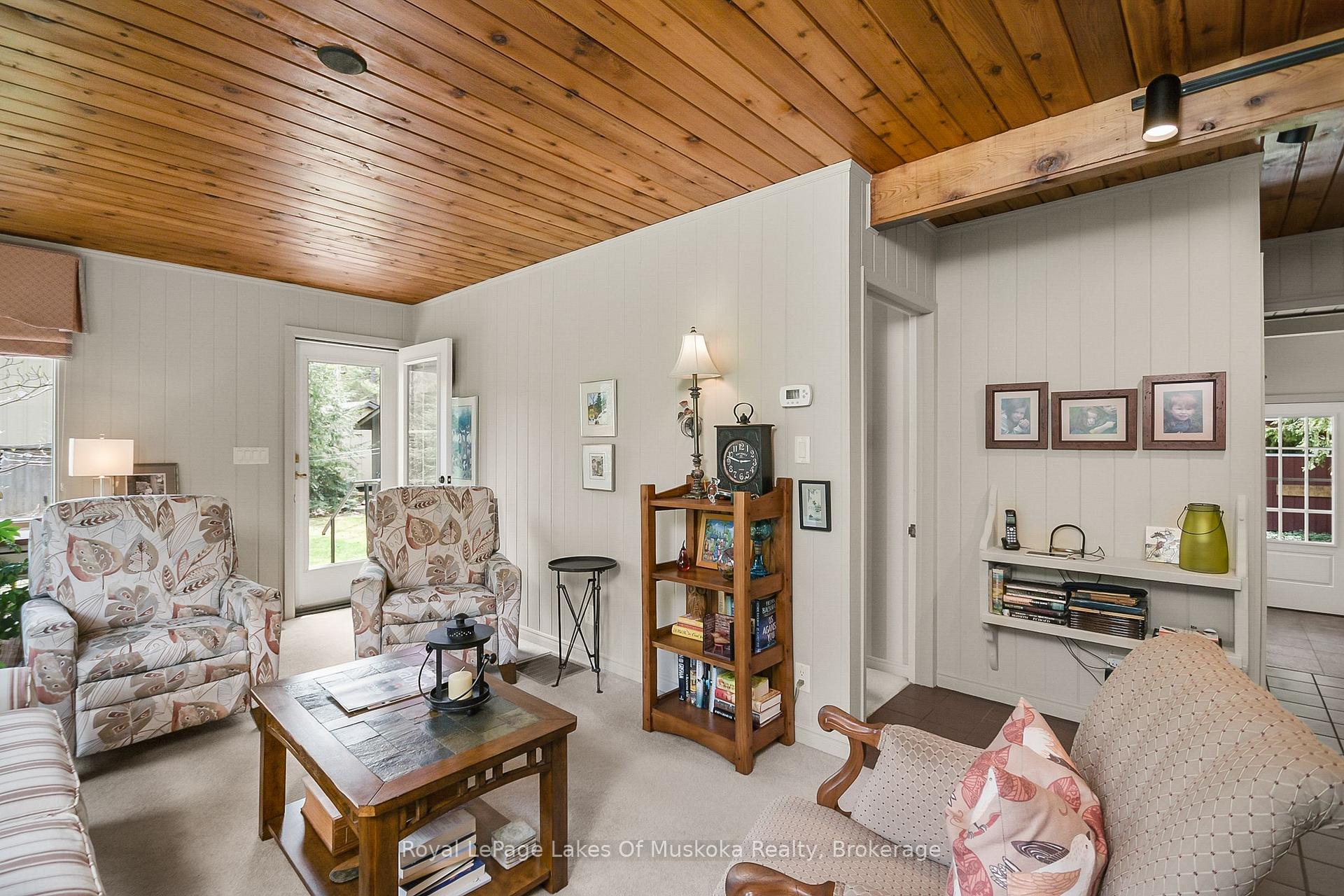 Photo 23 of 9 Summer Lane, Bracebridge, Draper — HOMEH