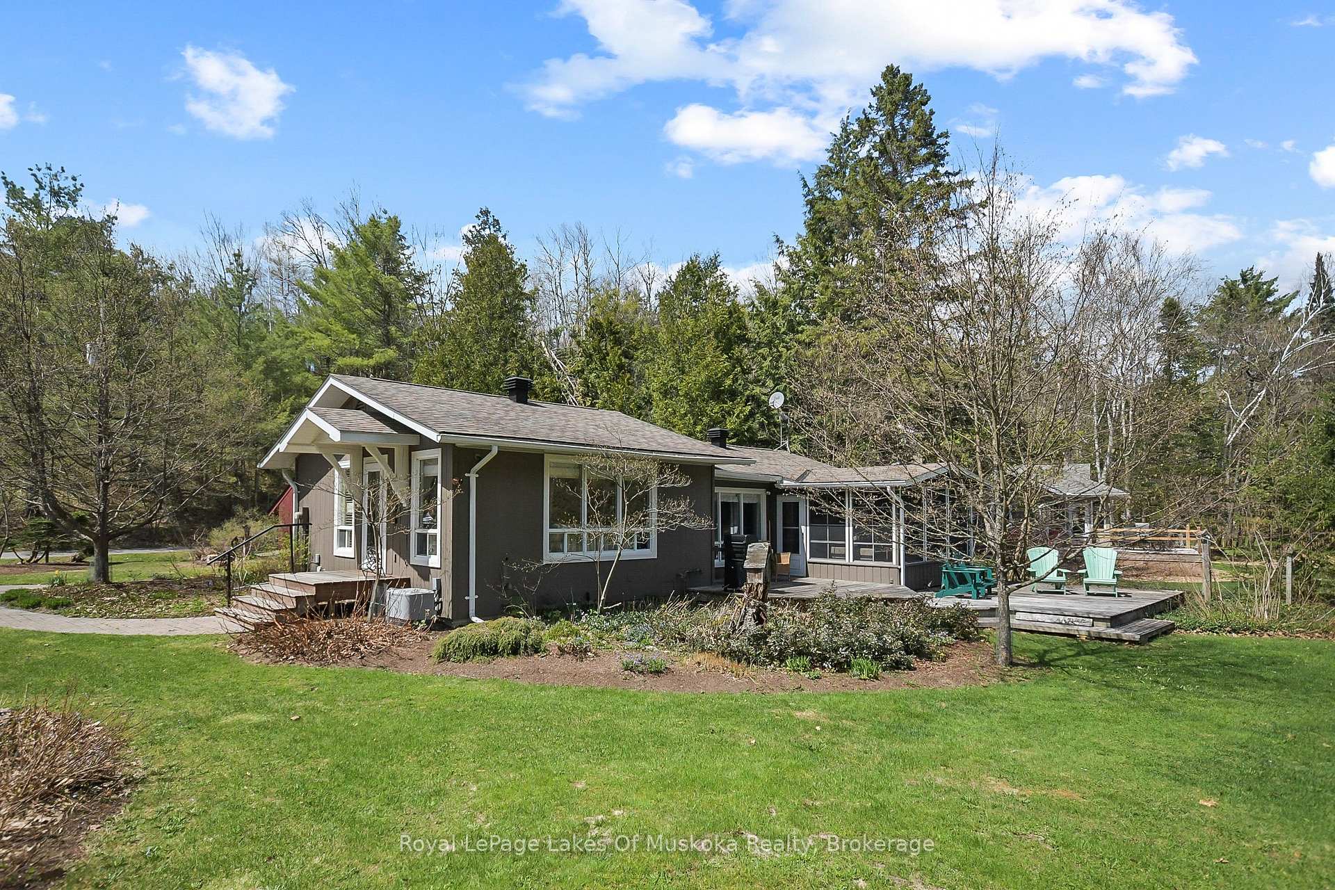 Photo 41 of 9 Summer Lane, Bracebridge, Draper — HOMEH