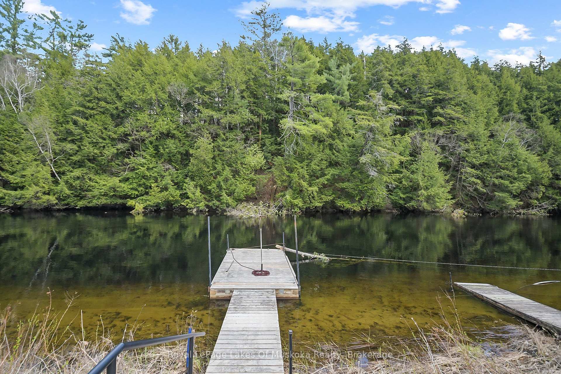 Photo 43 of 9 Summer Lane, Bracebridge, Draper — HOMEH